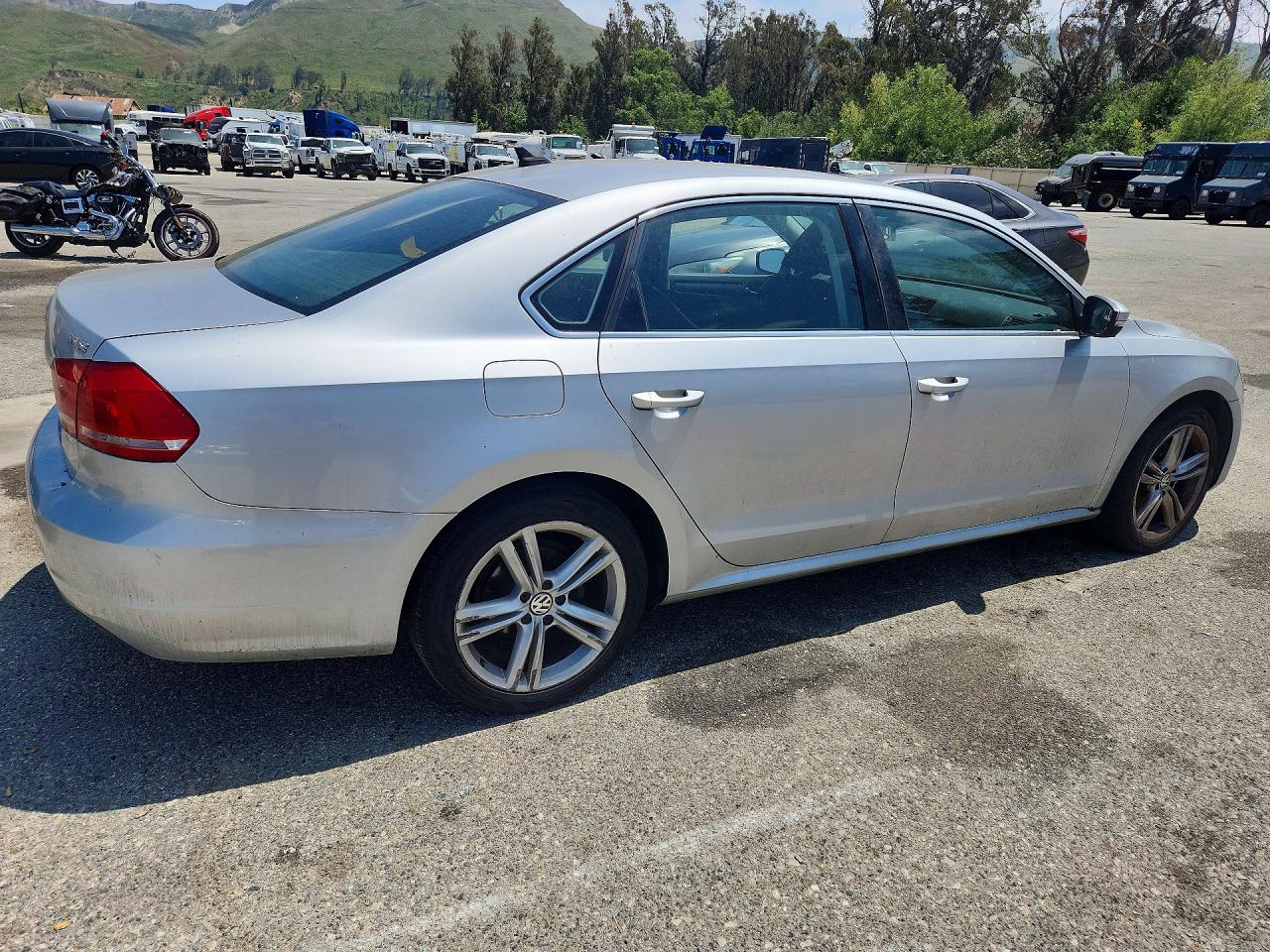 2014 Volkswagen Passat Se Silver vin: 1VWBT7A31EC045503