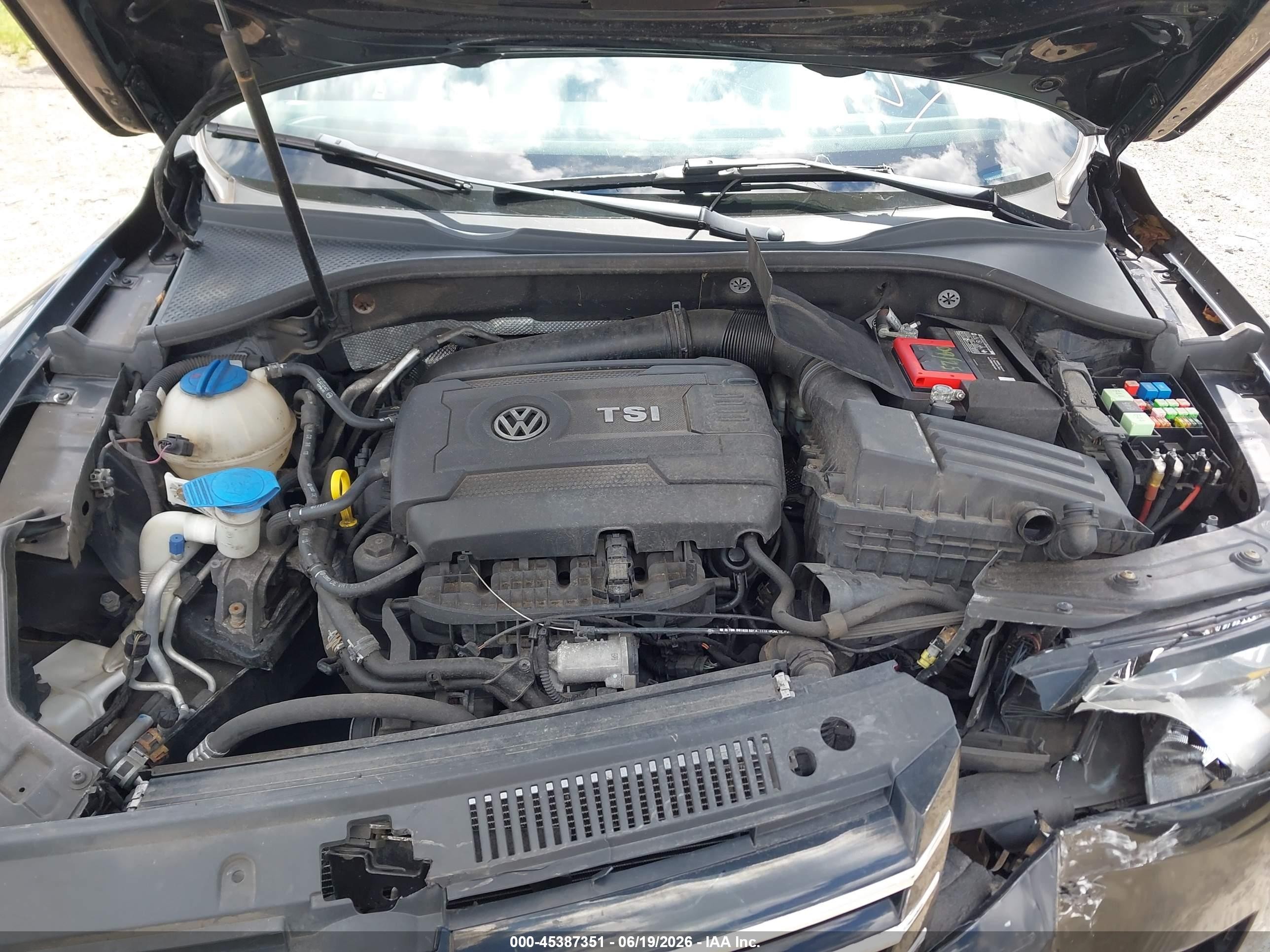 2014 Volkswagen Passat 1.8t Se Черный vin: 1VWBT7A31EC072183