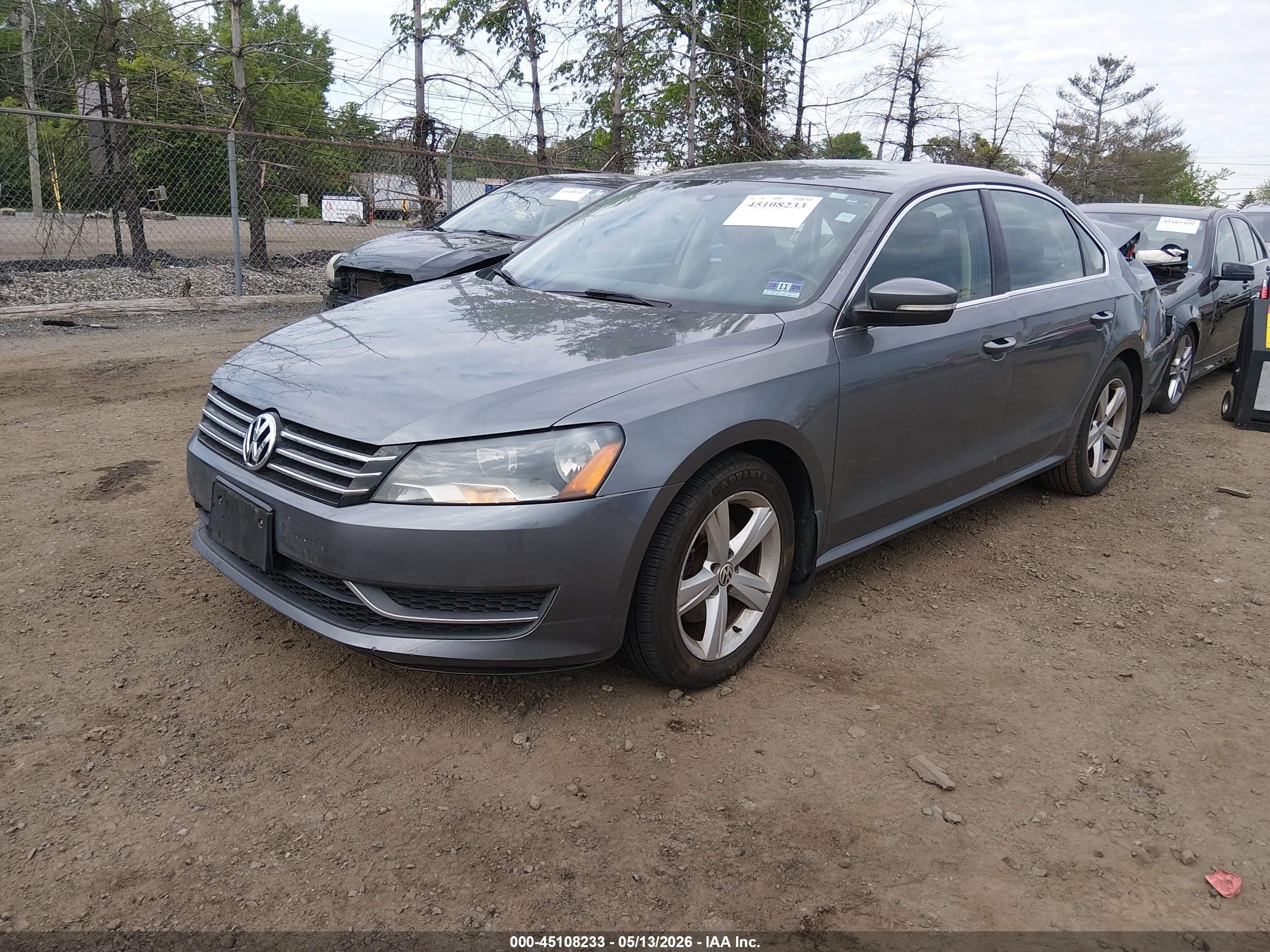 2015 Volkswagen Passat 1.8t Se Gray vin: 1VWBT7A31FC038293