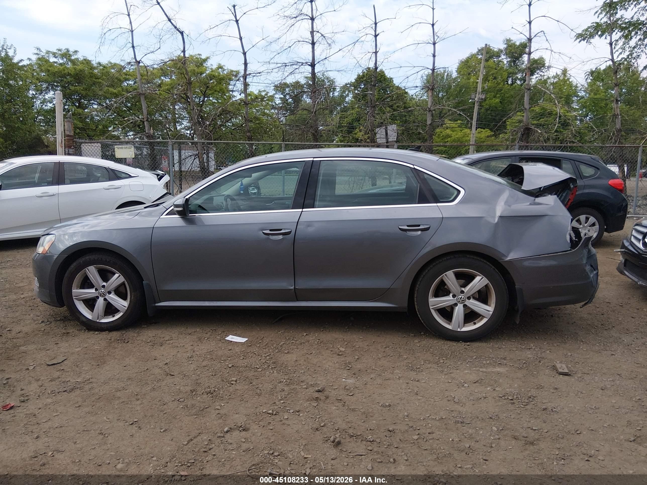 2015 Volkswagen Passat 1.8t Se Gray vin: 1VWBT7A31FC038293