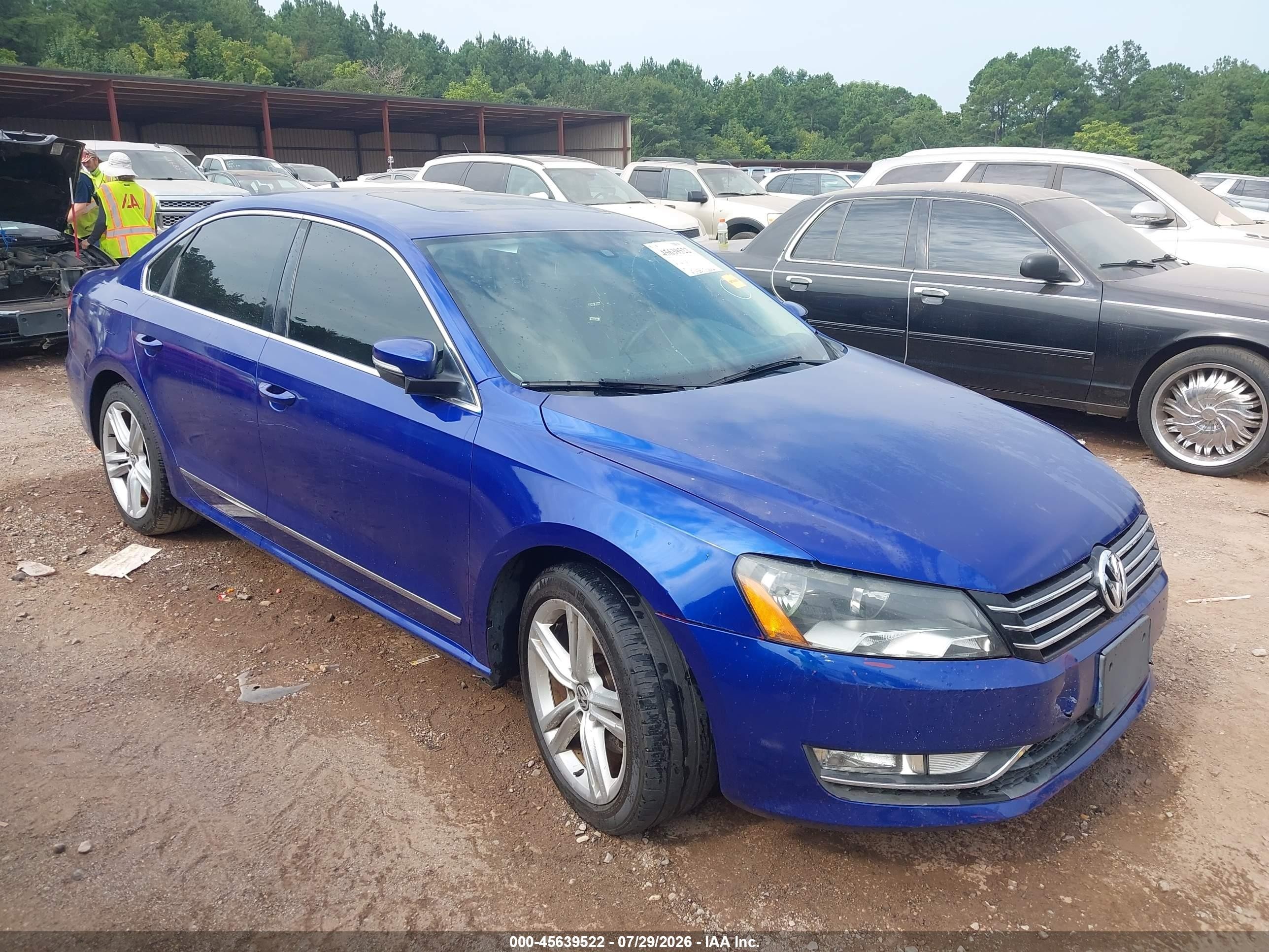 2015 Volkswagen Passat 1.8t Se Blue vin: 1VWBT7A31FC039475