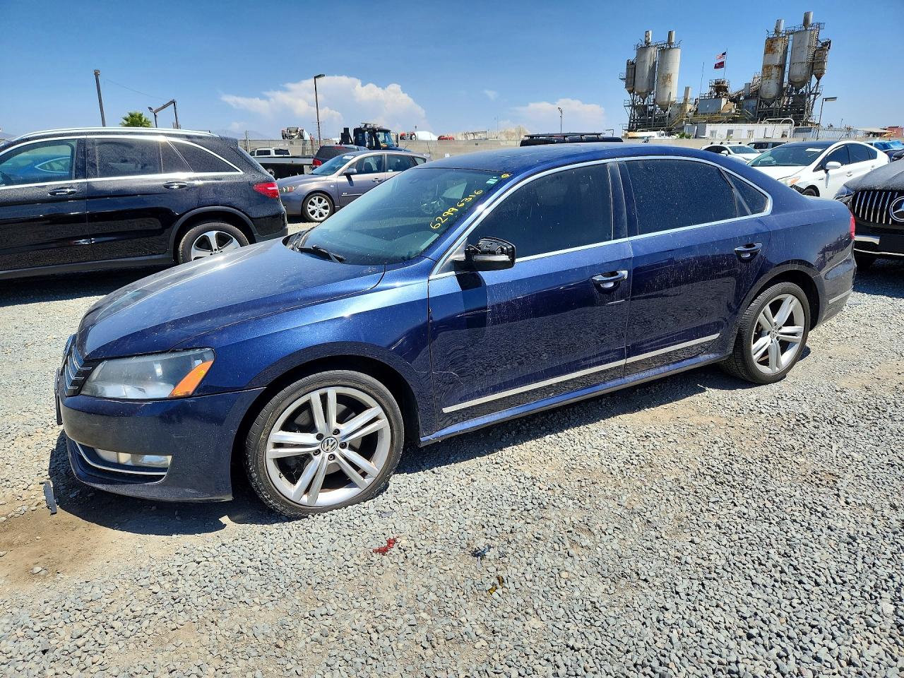 2015 Volkswagen Passat Se Blue vin: 1VWBT7A31FC087963