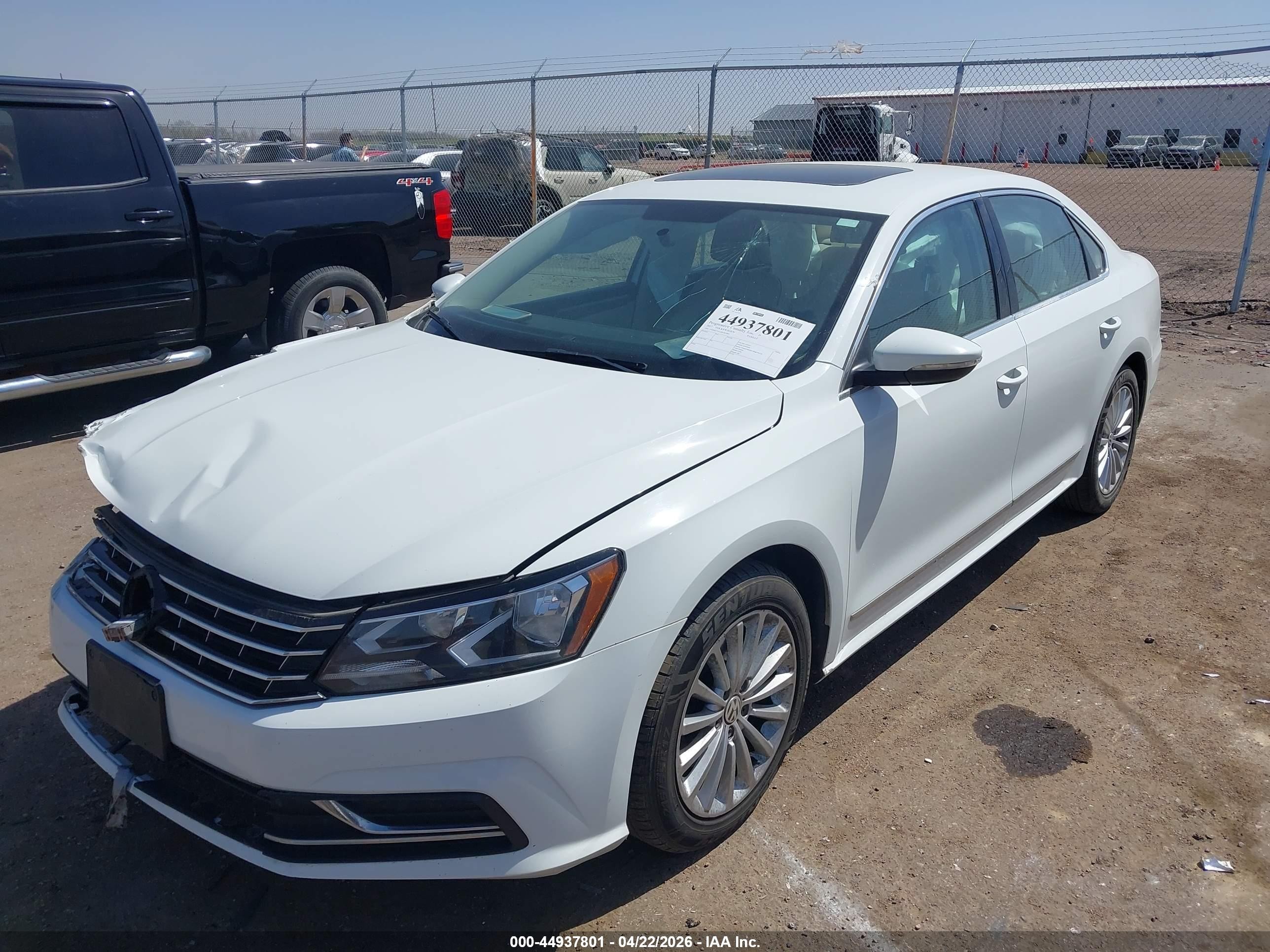 2017 Volkswagen Passat 1.8t Se White vin: 1VWBT7A31HC037843