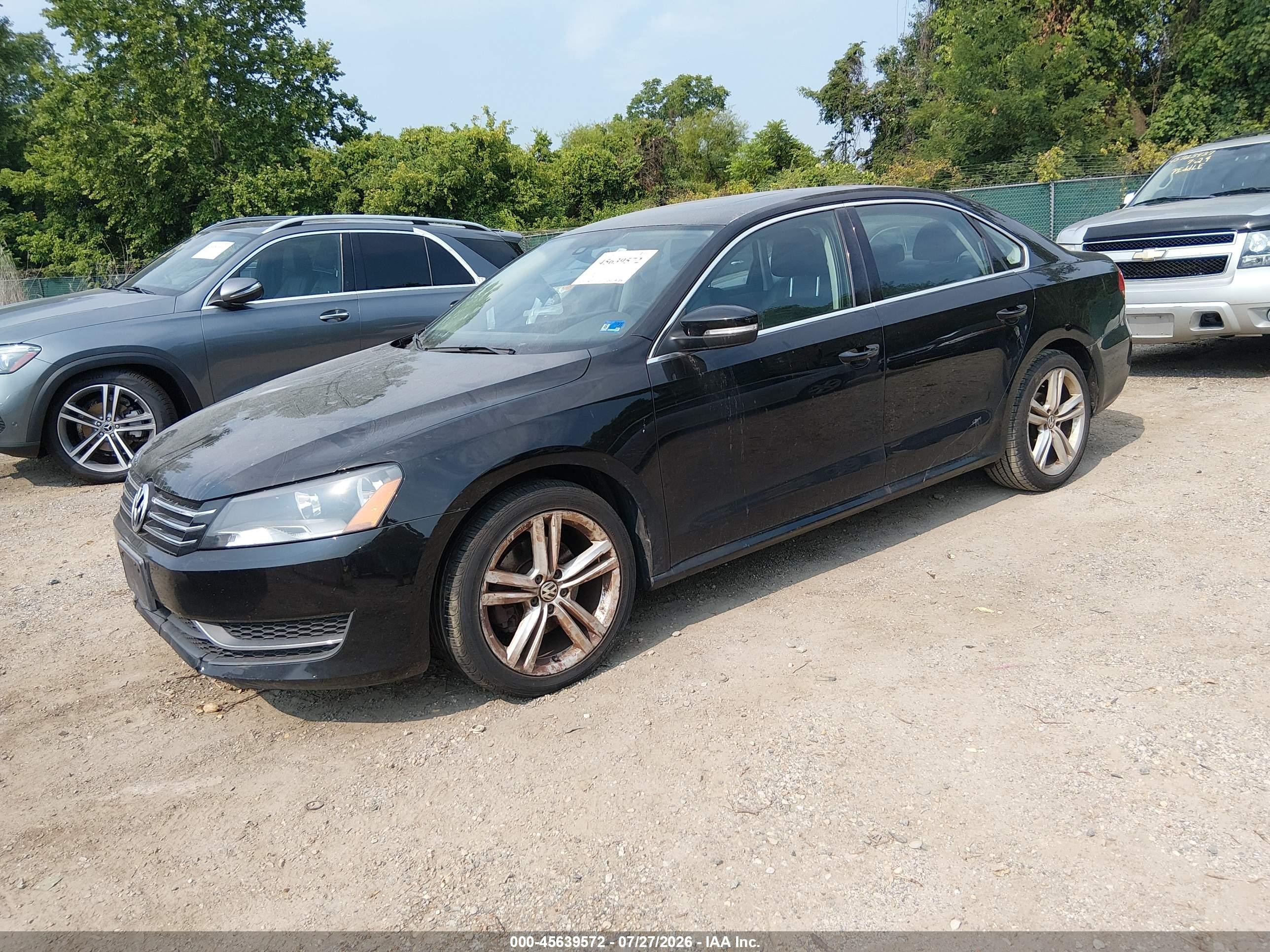 2014 Volkswagen Passat 1.8t Se Black vin: 1VWBT7A32EC047017