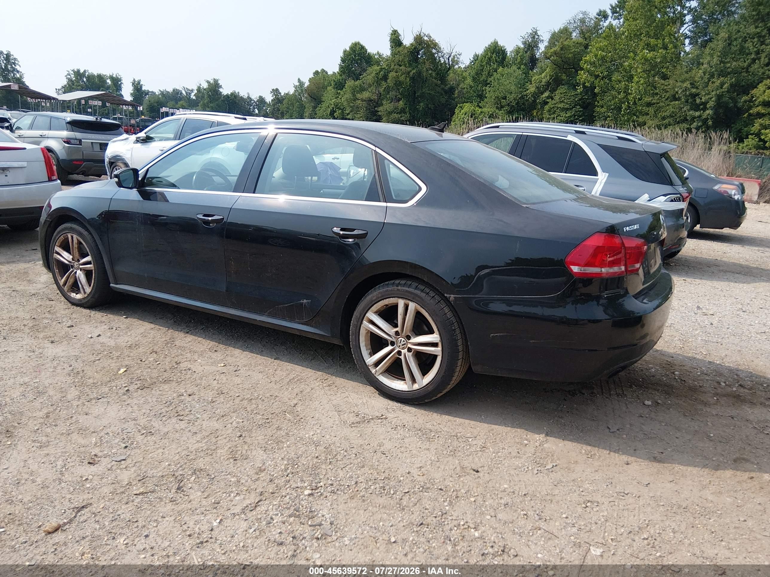 2014 Volkswagen Passat 1.8t Se Black vin: 1VWBT7A32EC047017