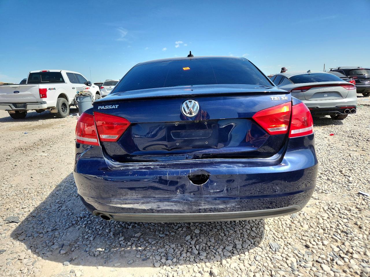 2014 Volkswagen Passat Se Синий vin: 1VWBT7A33EC039119