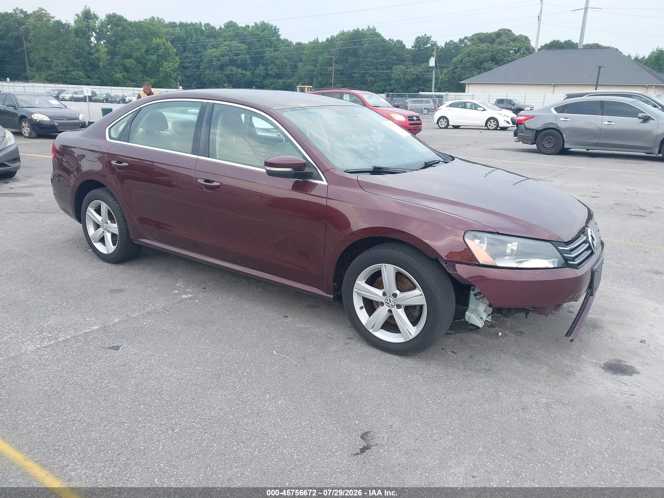 2014 Volkswagen Passat 1.8t Se Burgundy vin: 1VWBT7A33EC055756
