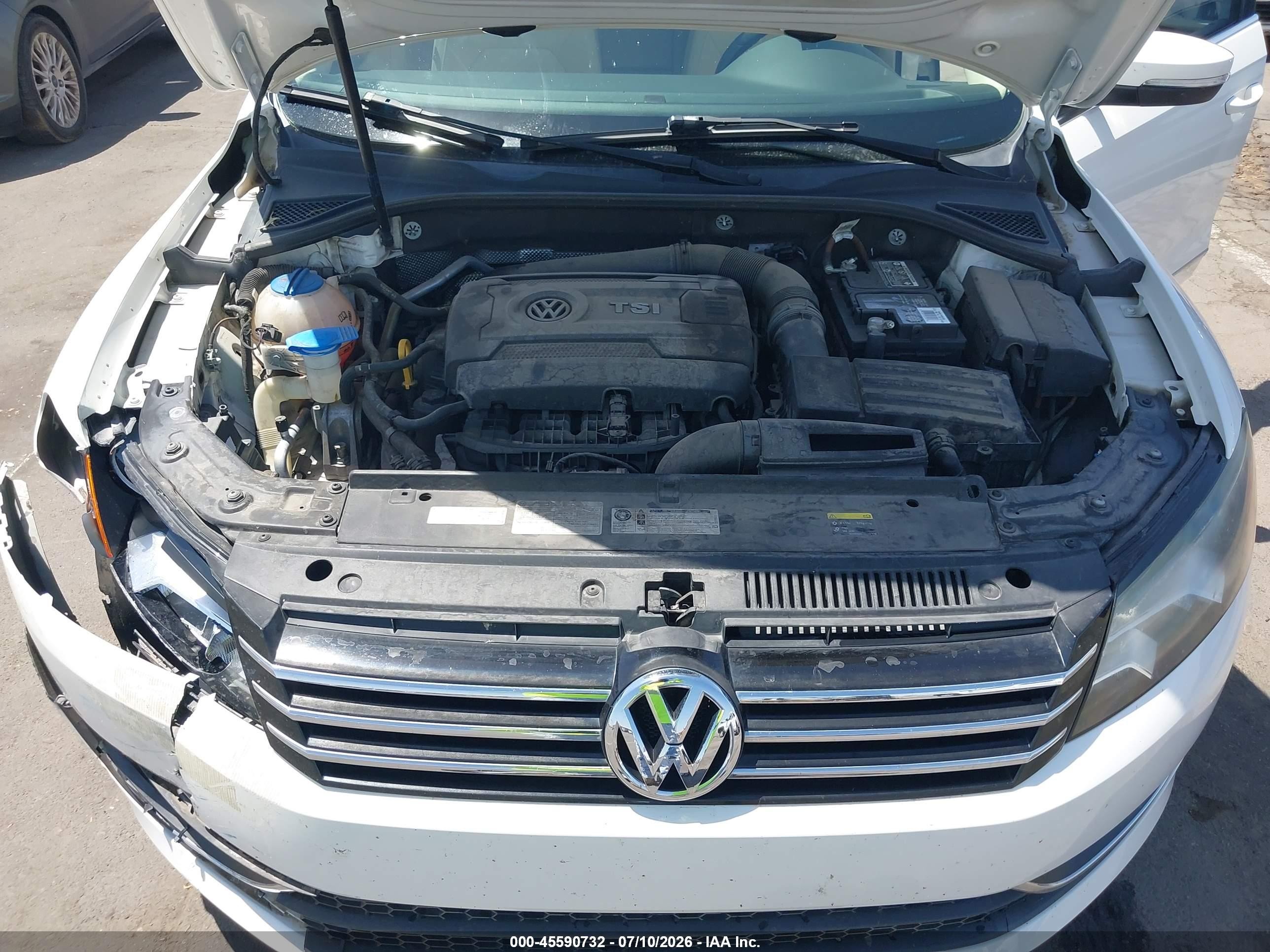 2015 Volkswagen Passat 1.8t Se White vin: 1VWBT7A33FC039610