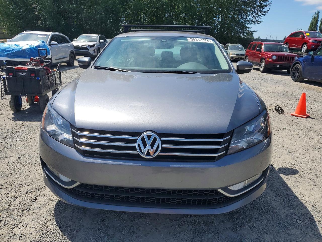 2015 Volkswagen Passat Se Gray vin: 1VWBT7A33FC059971