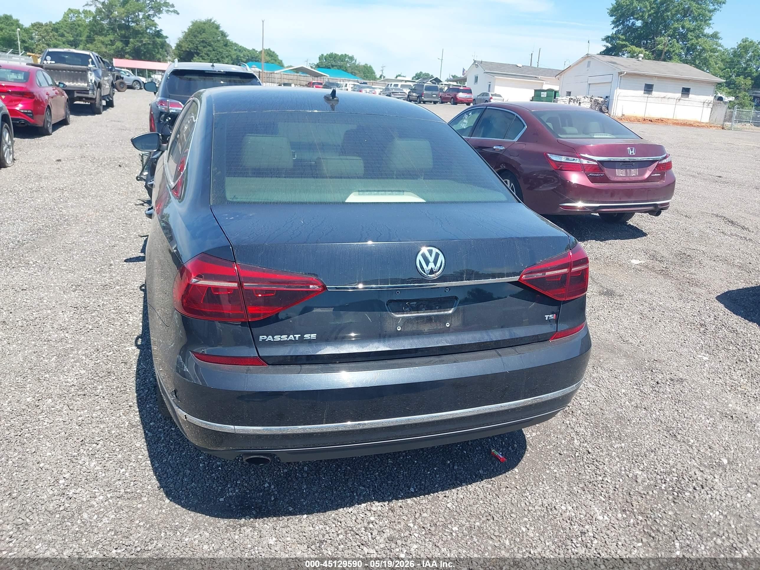 2017 Volkswagen Passat 1.8t Se Black vin: 1VWBT7A33HC051968