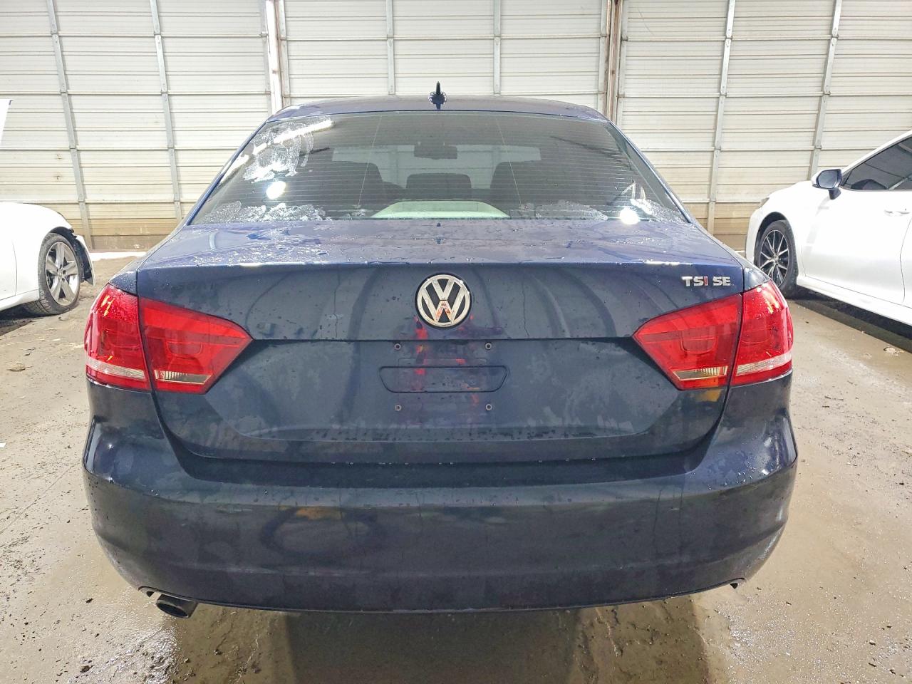 2014 Volkswagen Passat Se Blue vin: 1VWBT7A34EC031692