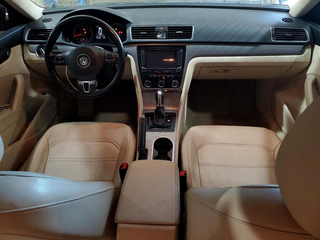 2014 Volkswagen Passat Se Blue vin: 1VWBT7A34EC031692