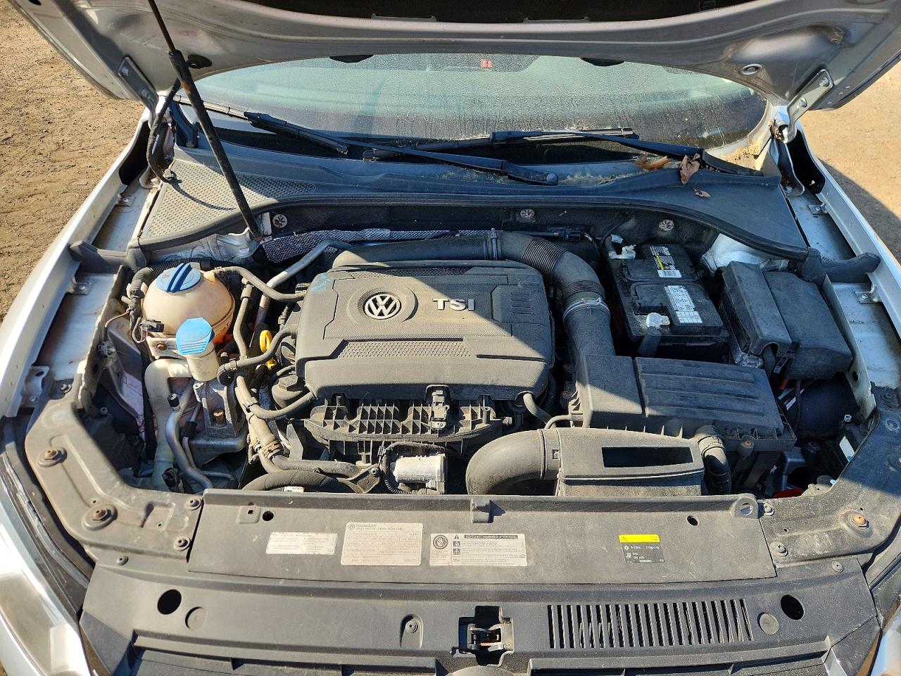 2015 Volkswagen Passat Se Silver vin: 1VWBT7A34FC004428