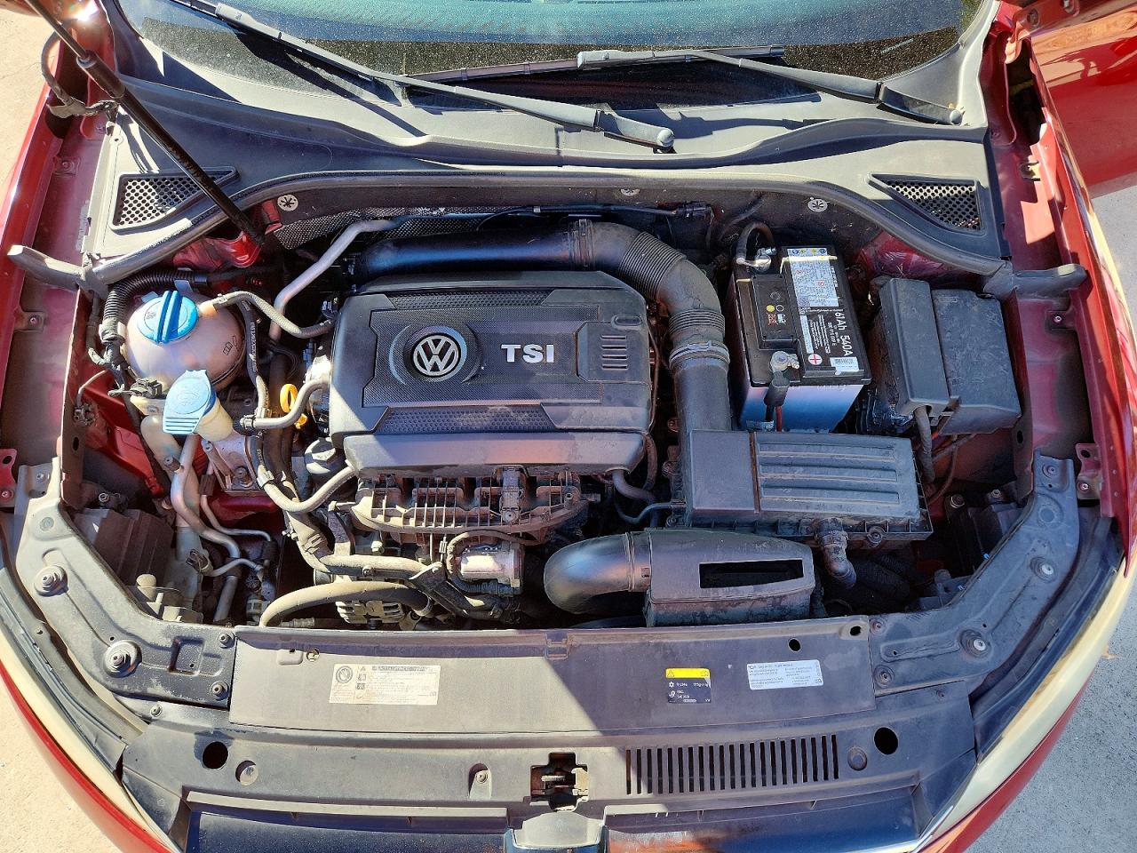 2015 Volkswagen Passat Se Красный vin: 1VWBT7A34FC057632