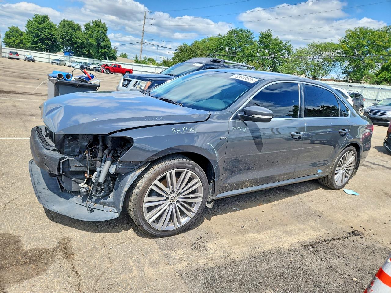 2015 Volkswagen Passat Se Gray vin: 1VWBT7A34FC072681
