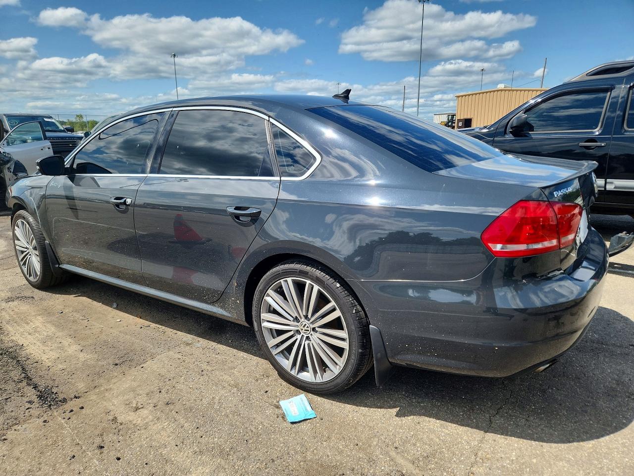 2015 Volkswagen Passat Se Gray vin: 1VWBT7A34FC072681