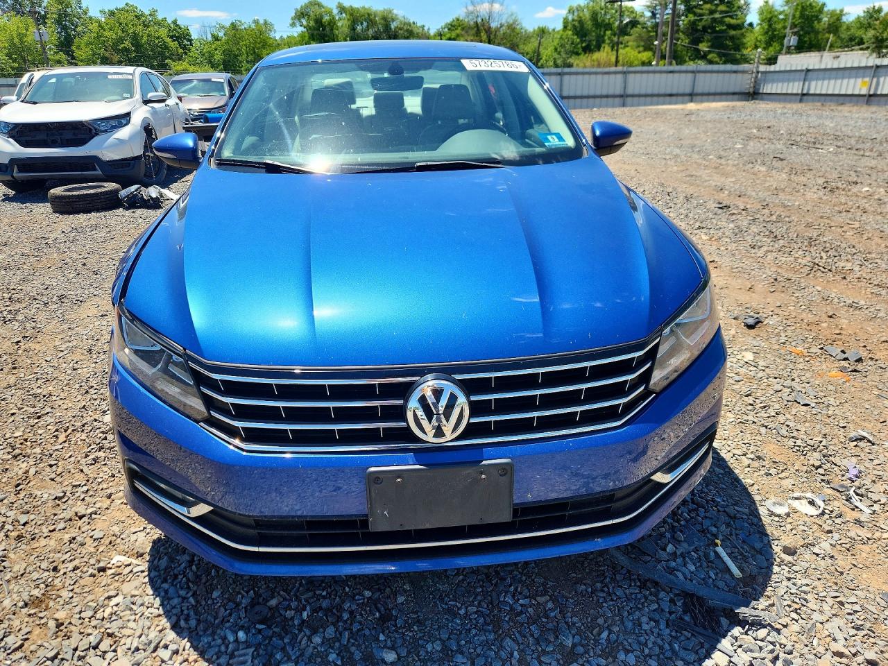 2016 Volkswagen Passat Se Blue vin: 1VWBT7A34GC069667