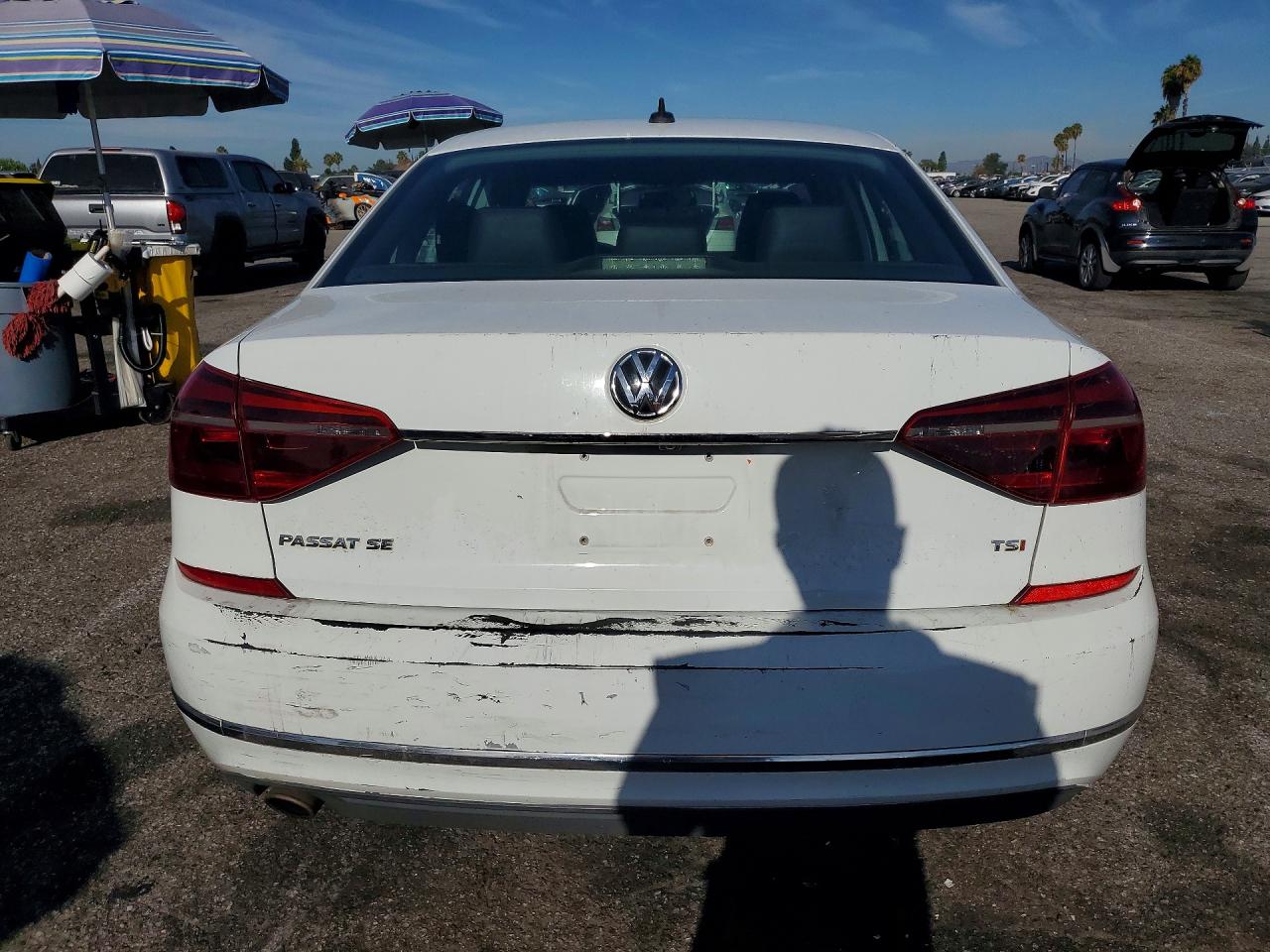 2017 Volkswagen Passat Se White vin: 1VWBT7A34HC010541