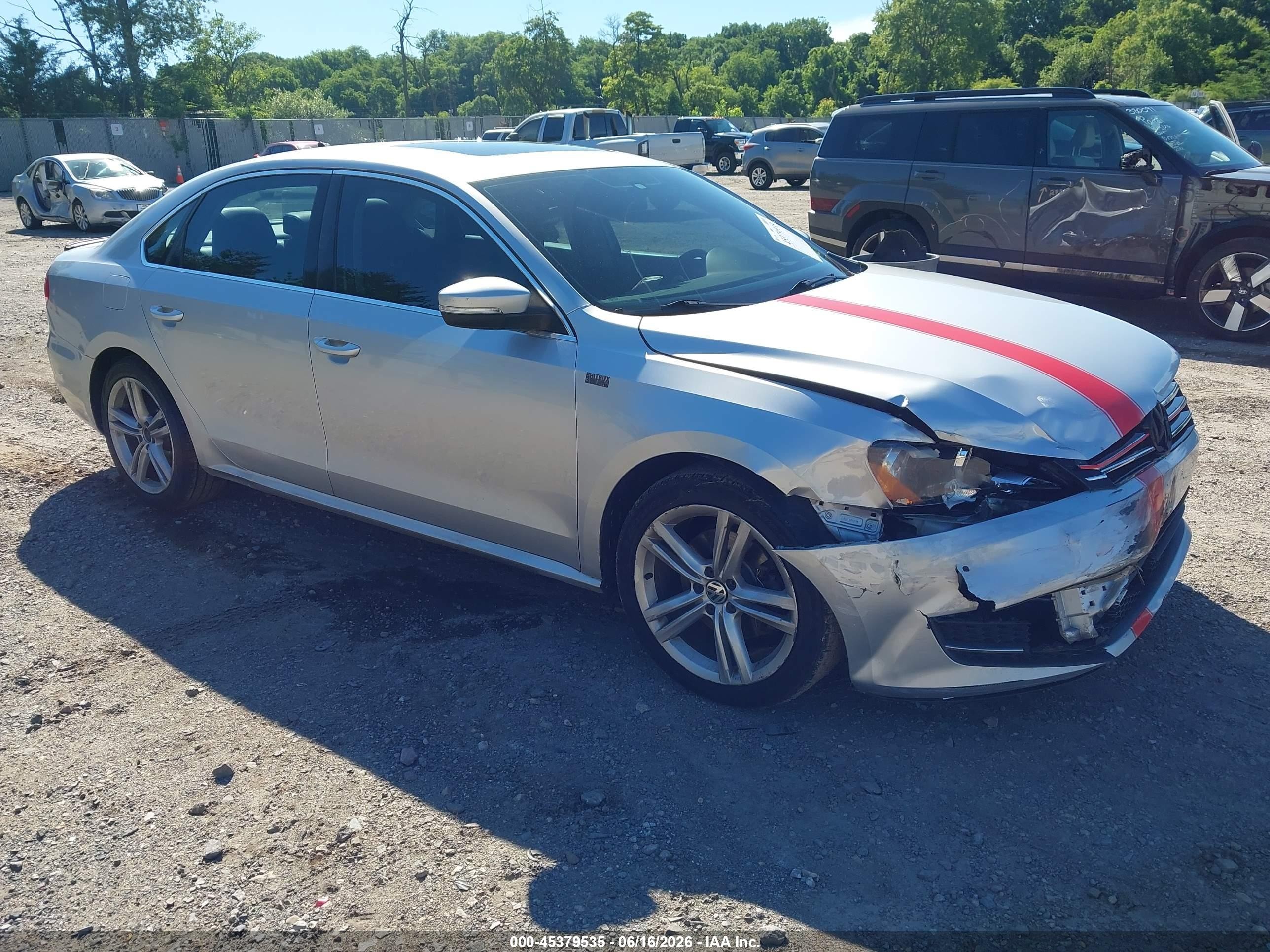 2014 Volkswagen Passat 1.8t Se Silver vin: 1VWBT7A35EC051241