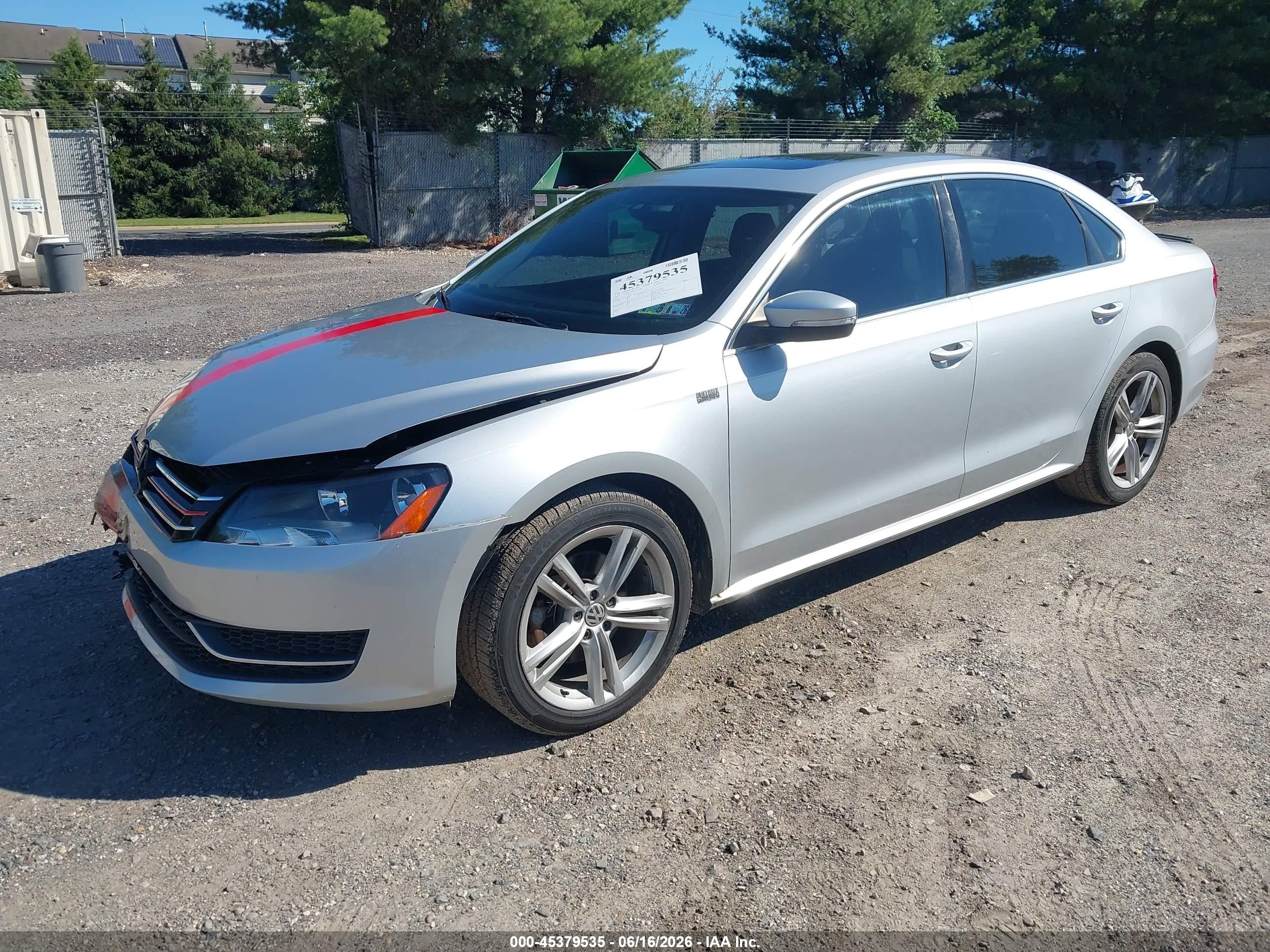 2014 Volkswagen Passat 1.8t Se Silver vin: 1VWBT7A35EC051241