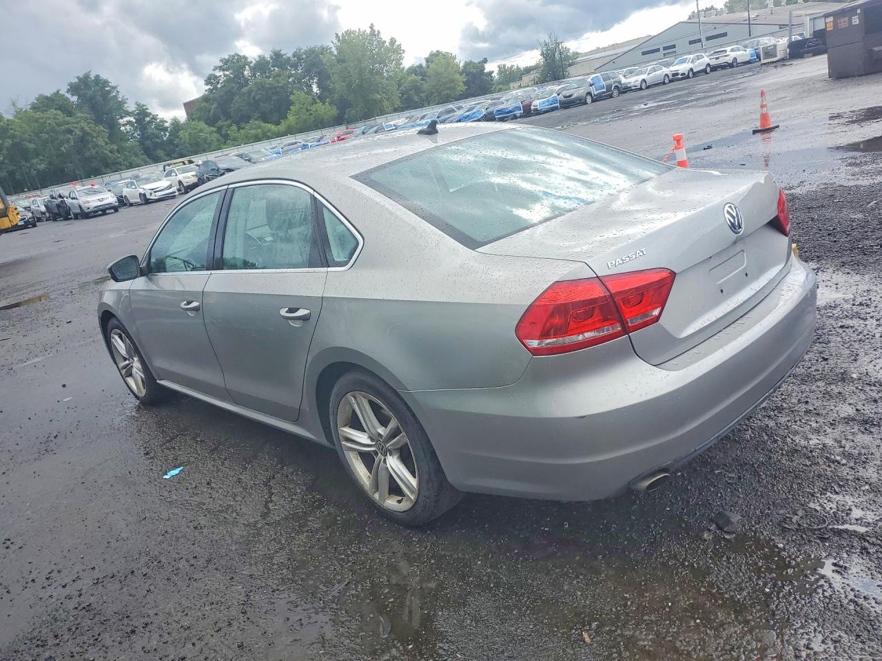 2014 Volkswagen Passat Se Gray vin: 1VWBT7A35EC070582