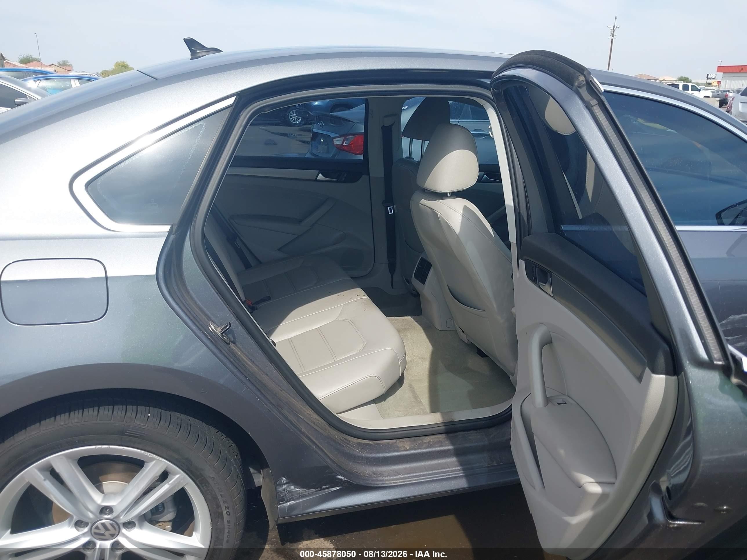 2014 Volkswagen Passat 1.8t Se Gray vin: 1VWBT7A35EC092971
