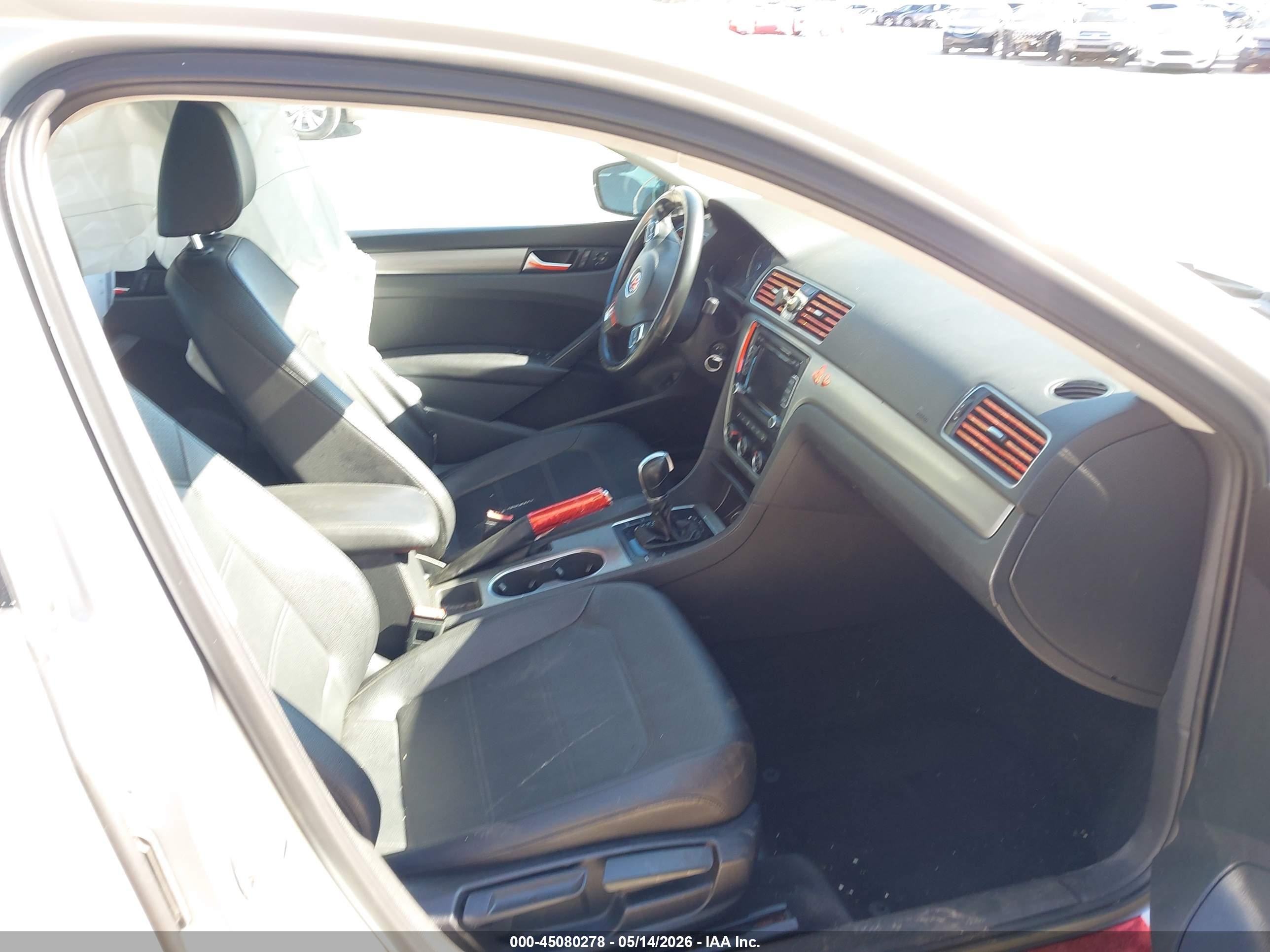 2015 Volkswagen Passat 1.8t Se Gray vin: 1VWBT7A35FC048437
