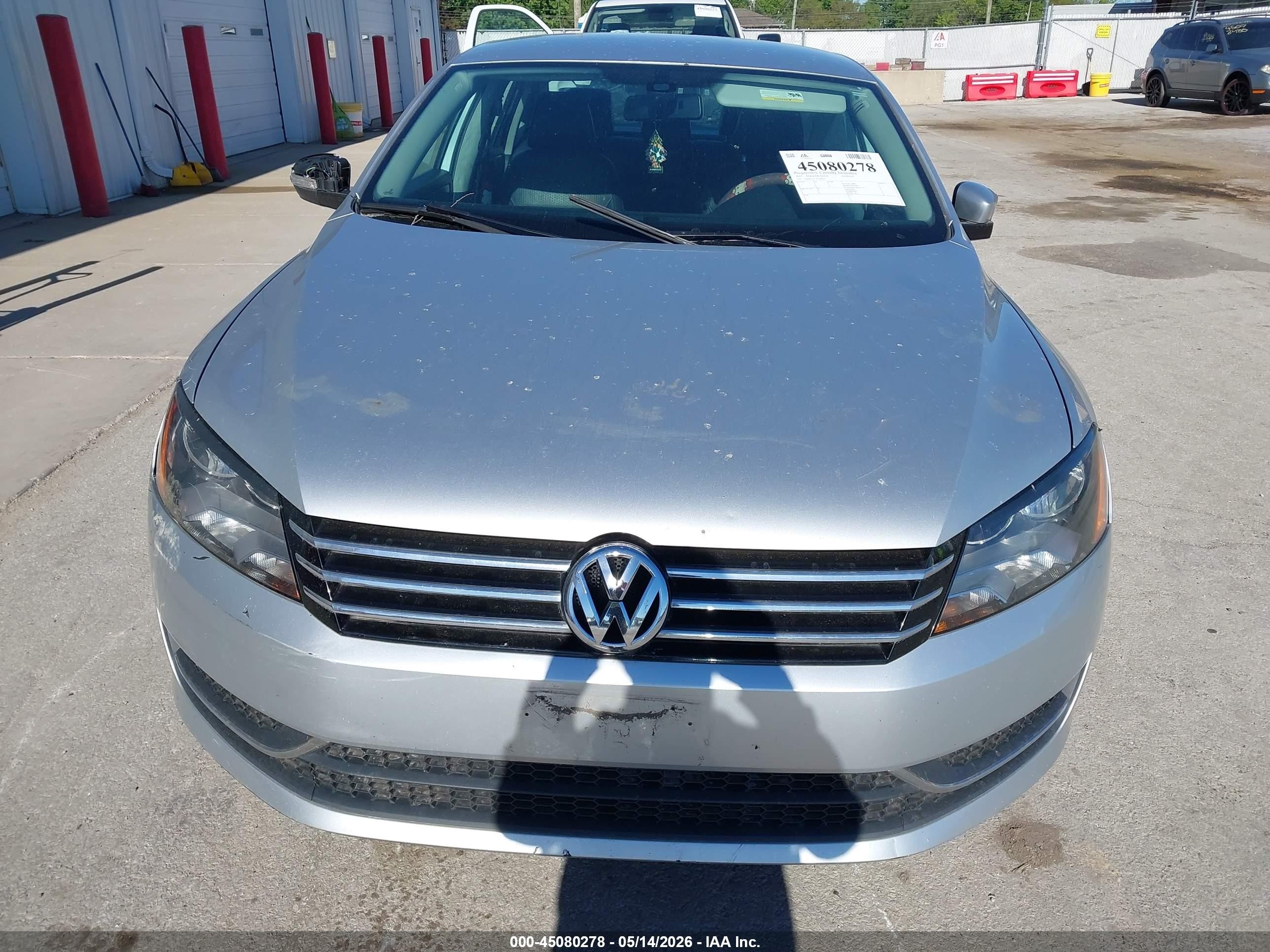 2015 Volkswagen Passat 1.8t Se Gray vin: 1VWBT7A35FC048437