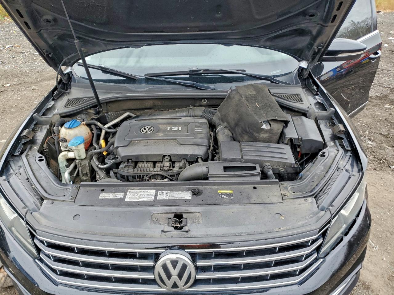 2016 Volkswagen Passat Se Black vin: 1VWBT7A35GC034233