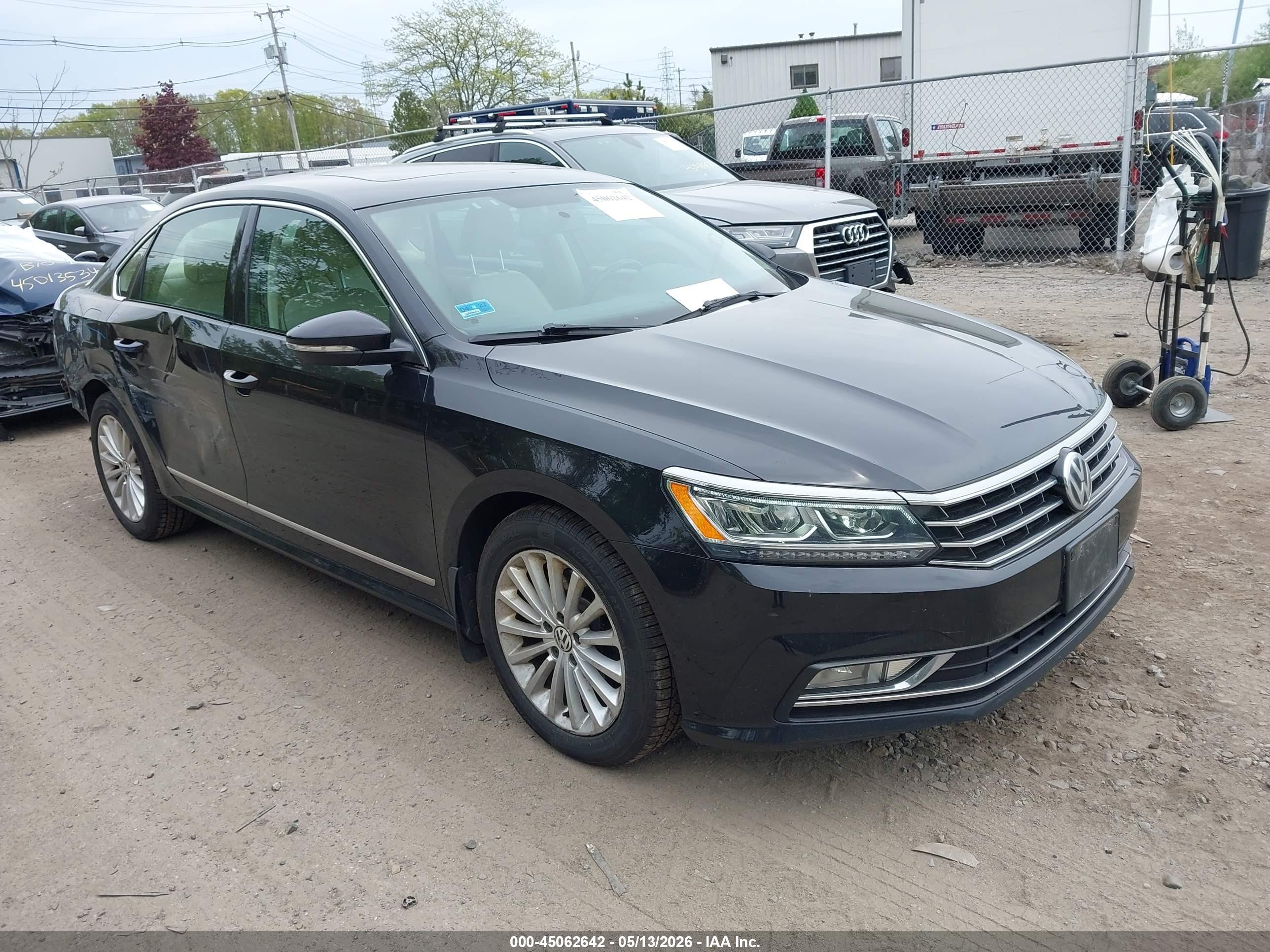 2017 Volkswagen Passat 1.8t Se Black vin: 1VWBT7A35HC010533