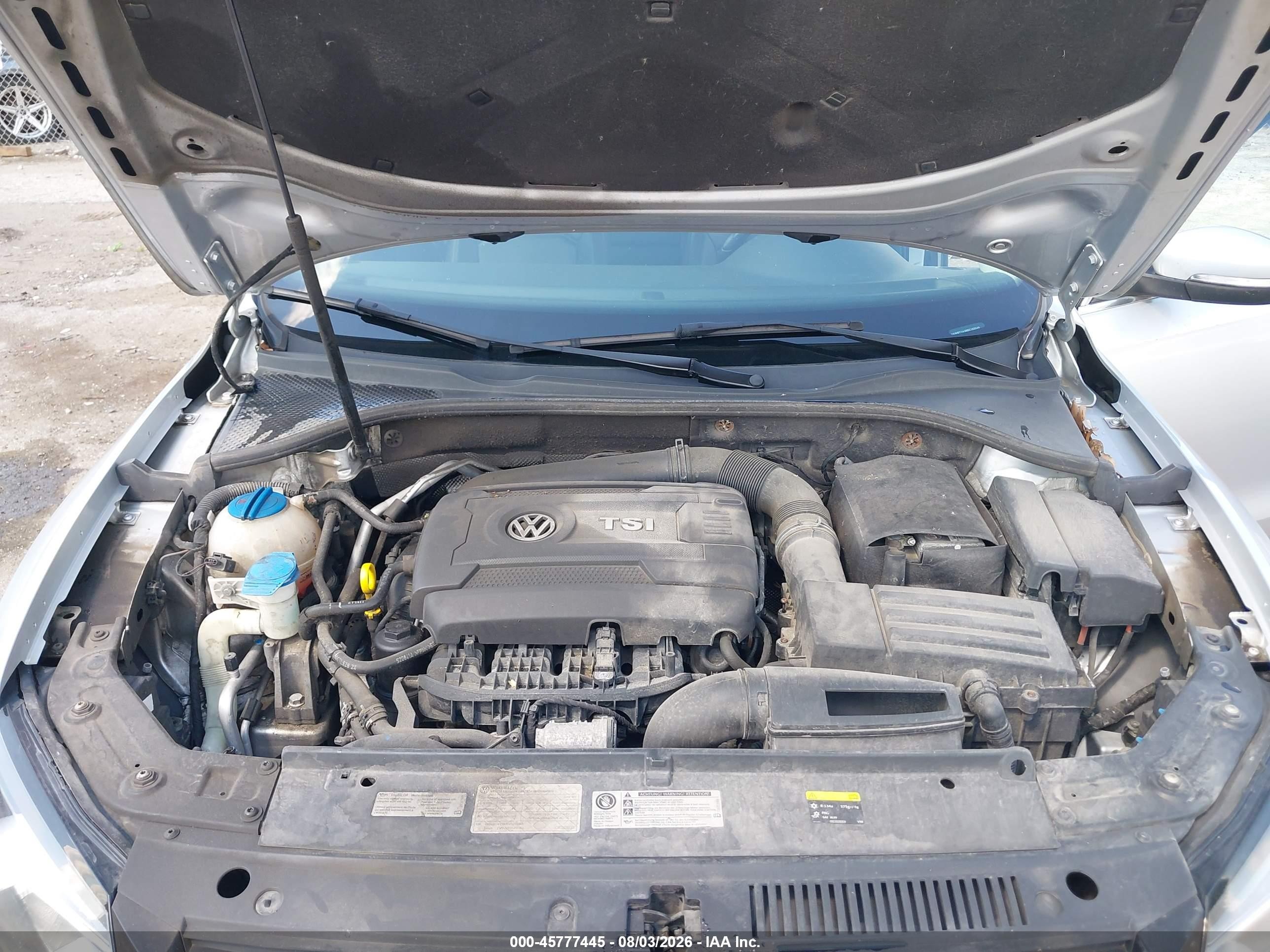 2014 Volkswagen Passat 1.8t Se Серебряный vin: 1VWBT7A36EC102245