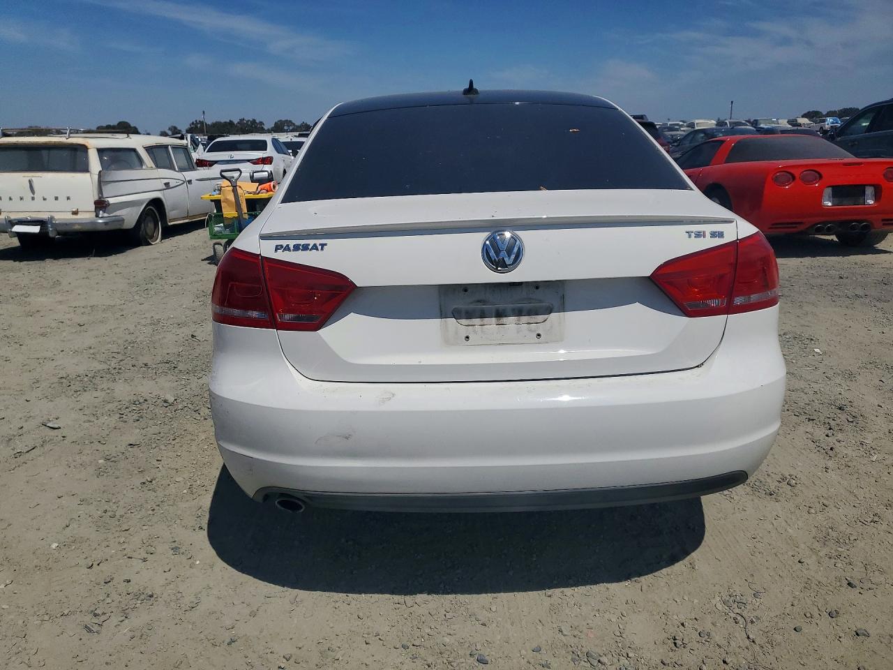 2015 Volkswagen Passat Se White vin: 1VWBT7A36FC054344