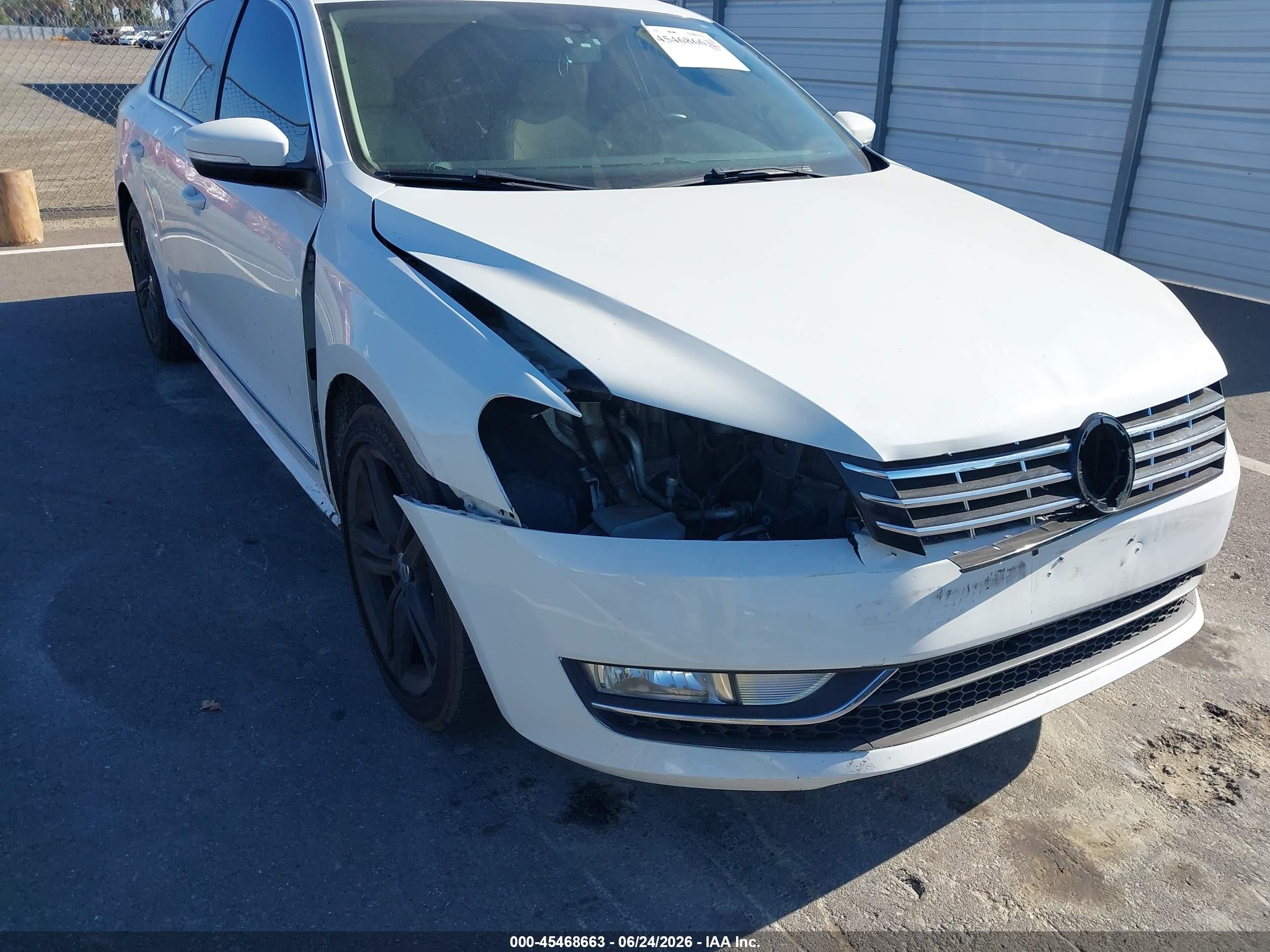 2015 Volkswagen Passat 1.8t Se White vin: 1VWBT7A36FC087523