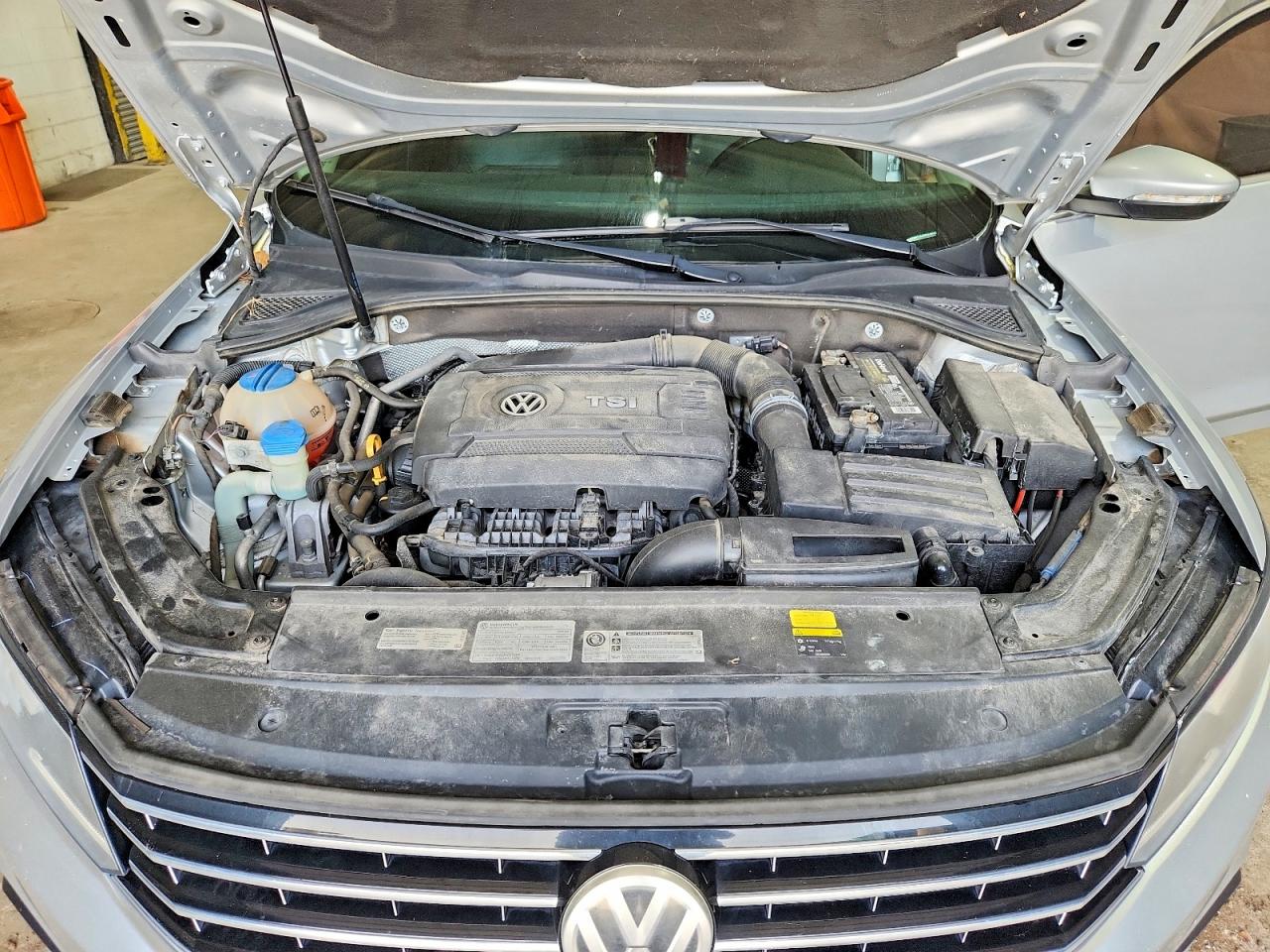 2017 Volkswagen Passat Se Silver vin: 1VWBT7A36HC040446