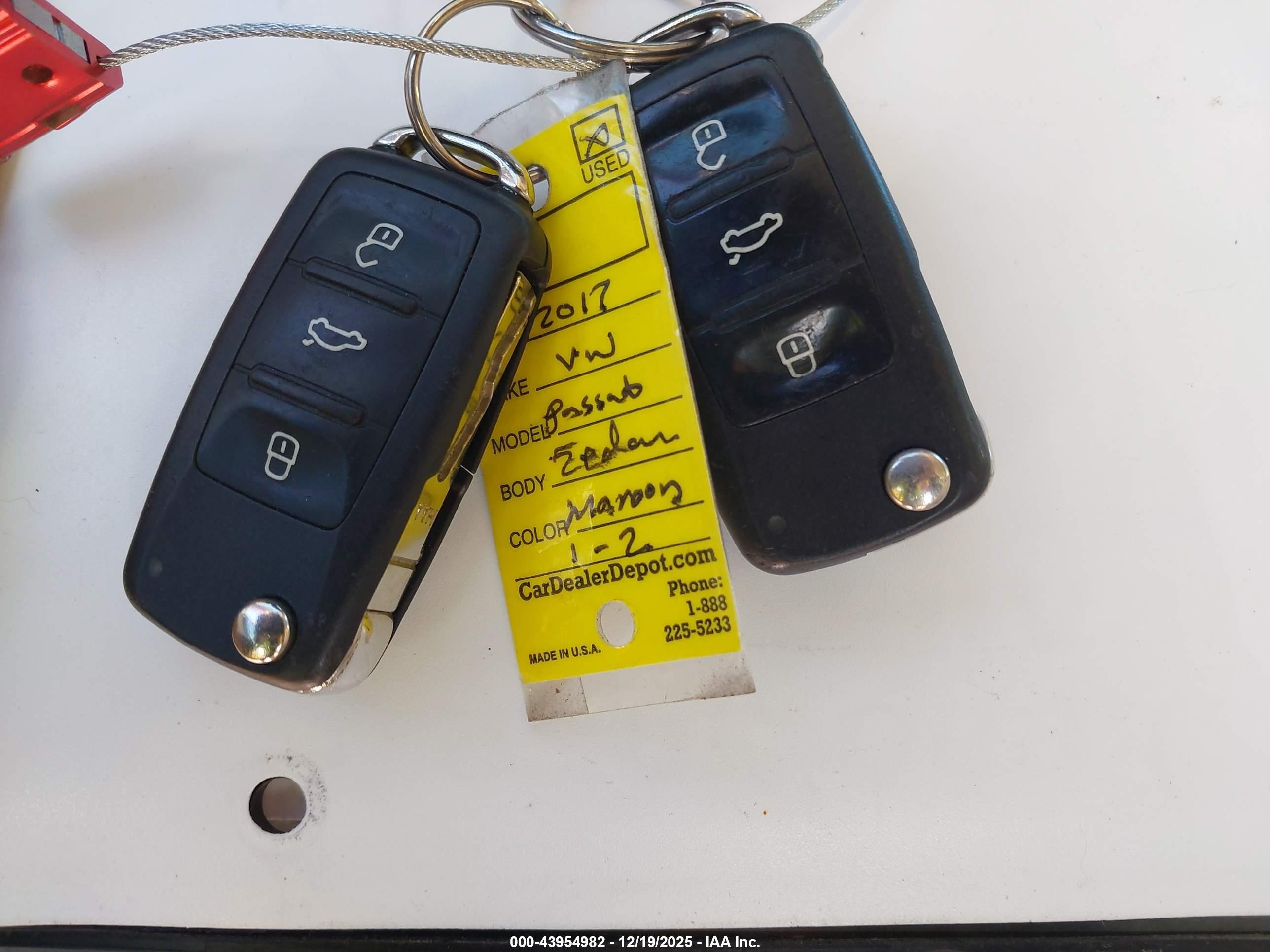 2017 Volkswagen Passat 1.8t Se Красный vin: 1VWBT7A36HC067534