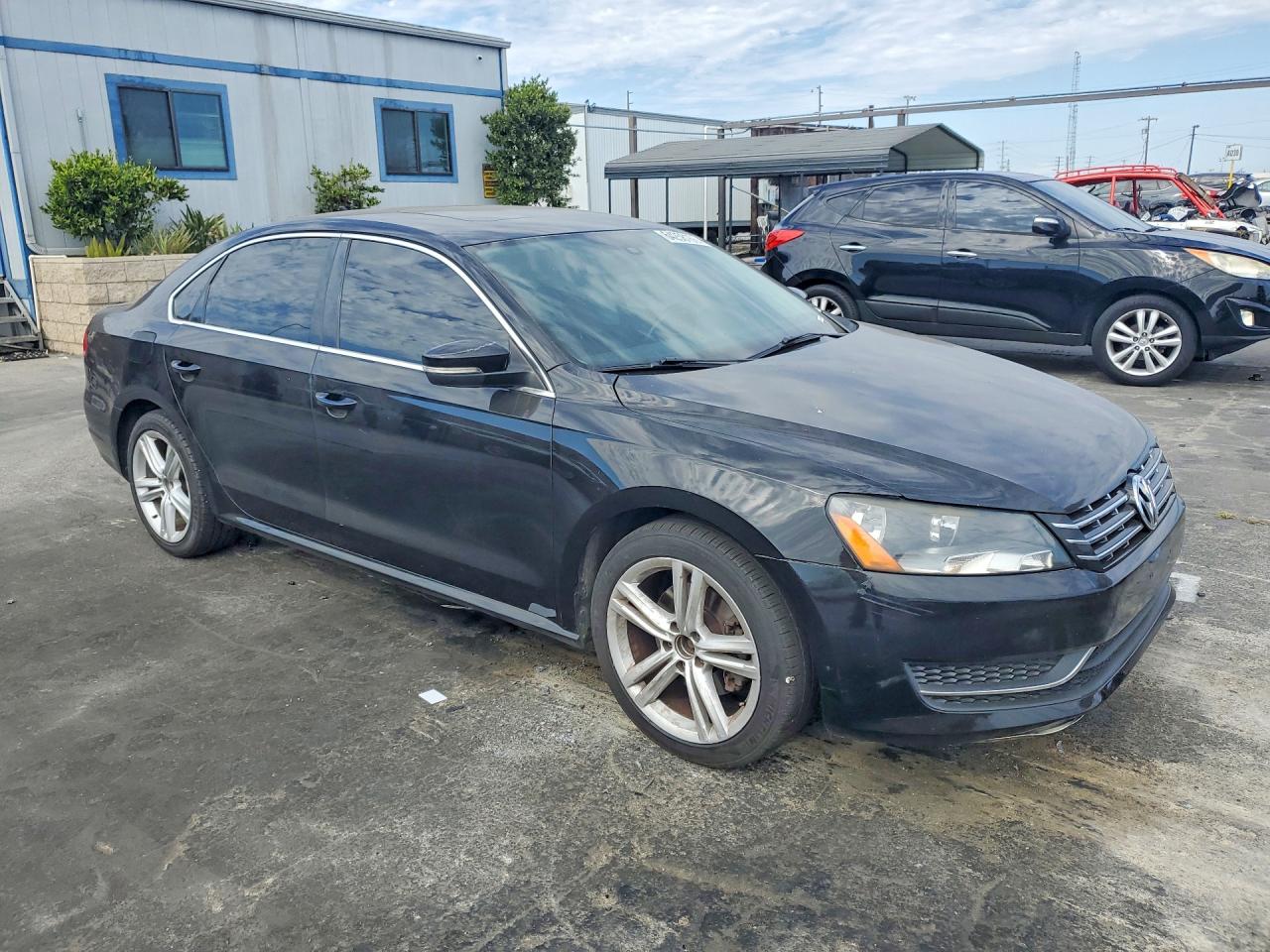 2014 Volkswagen Passat Se Black vin: 1VWBT7A37EC056277