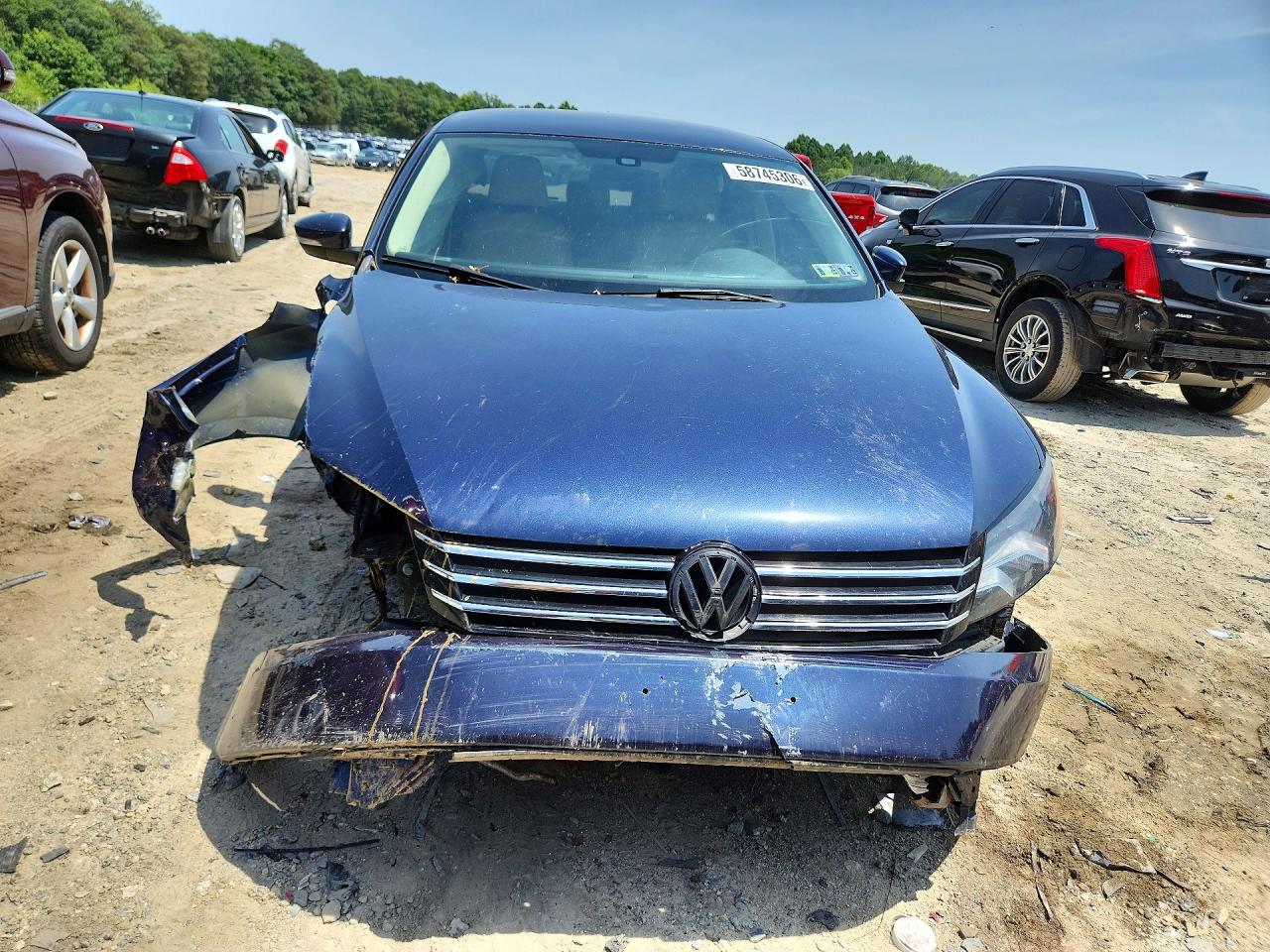 2015 Volkswagen Passat Se Blue vin: 1VWBT7A37FC008831