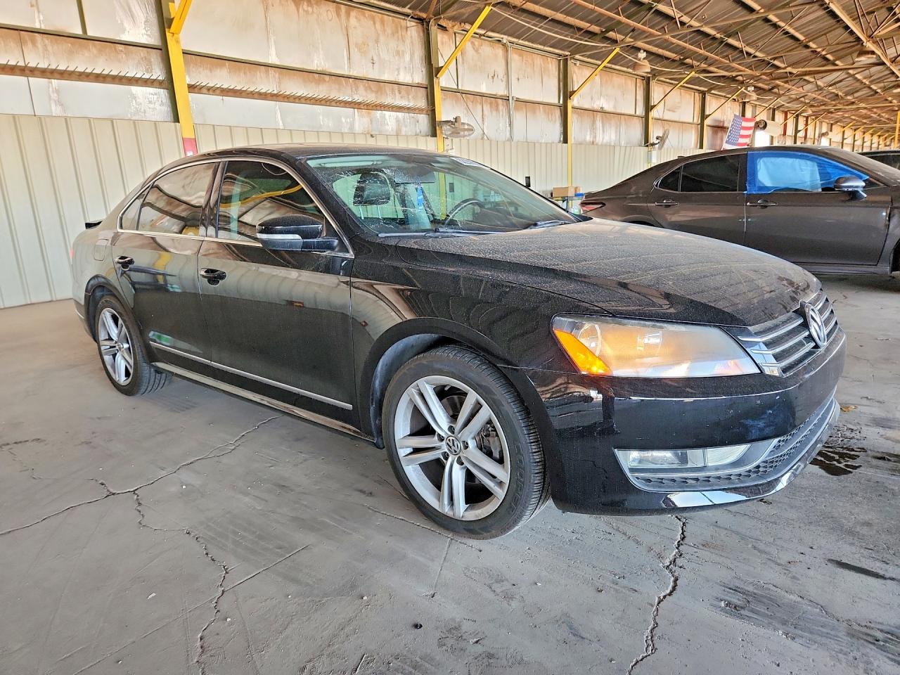 2015 Volkswagen Passat Se Черный vin: 1VWBT7A37FC040324