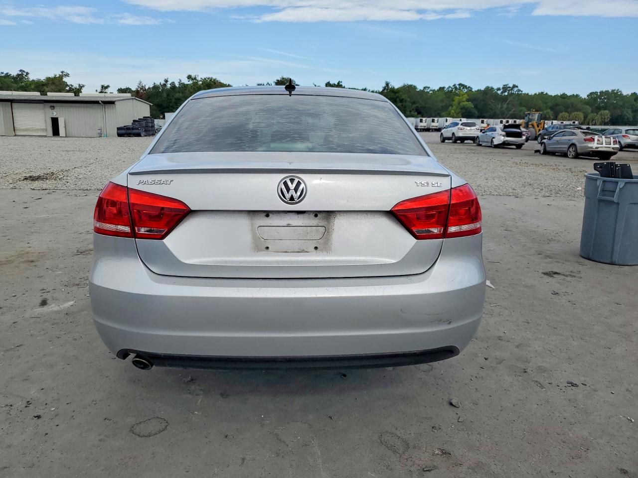 2015 Volkswagen Passat Se Silver vin: 1VWBT7A37FC070679