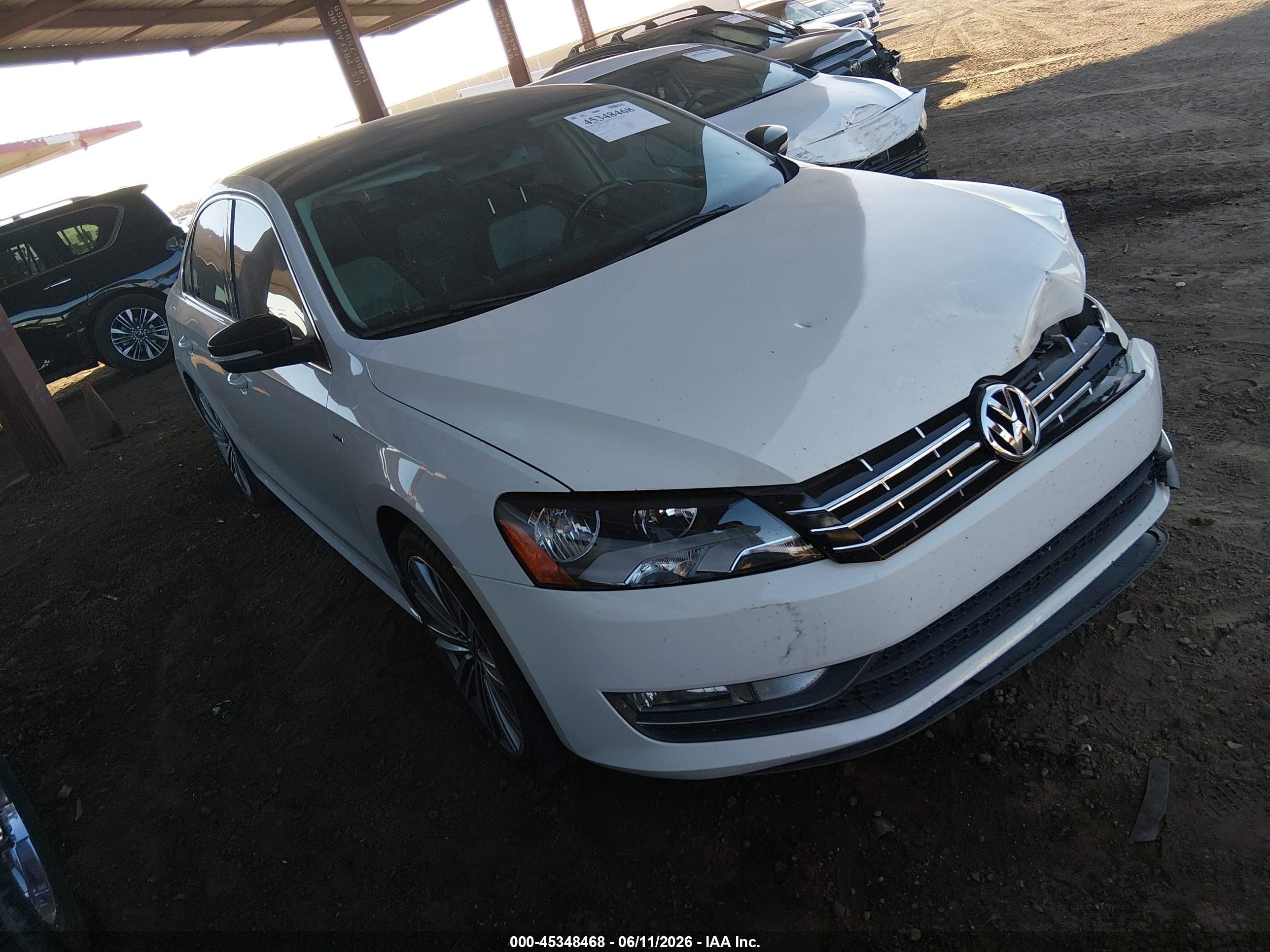 2014 Volkswagen Passat 1.8t Sport White vin: 1VWBT7A38EC084671