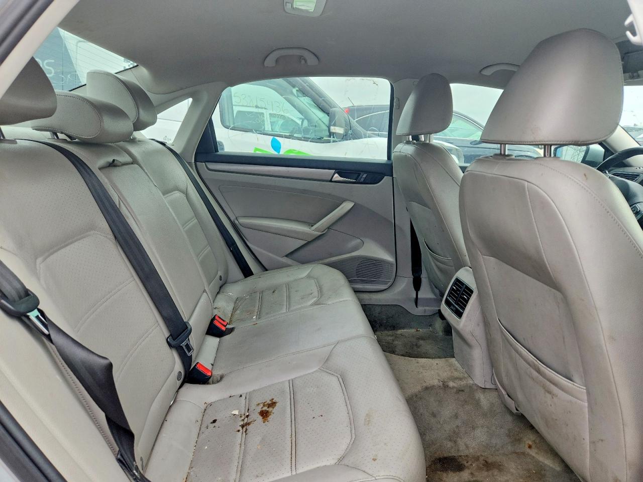 2014 Volkswagen Passat Se Silver vin: 1VWBT7A38EC118205