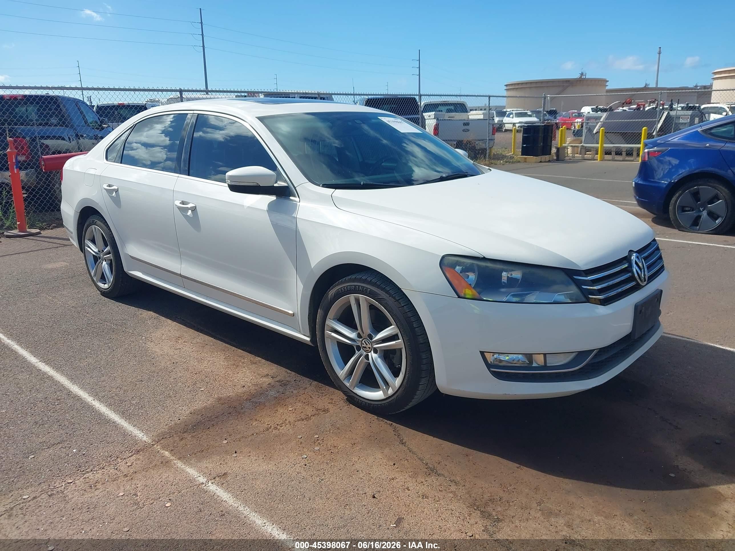 2015 Volkswagen Passat 1.8t Se White vin: 1VWBT7A38FC015643