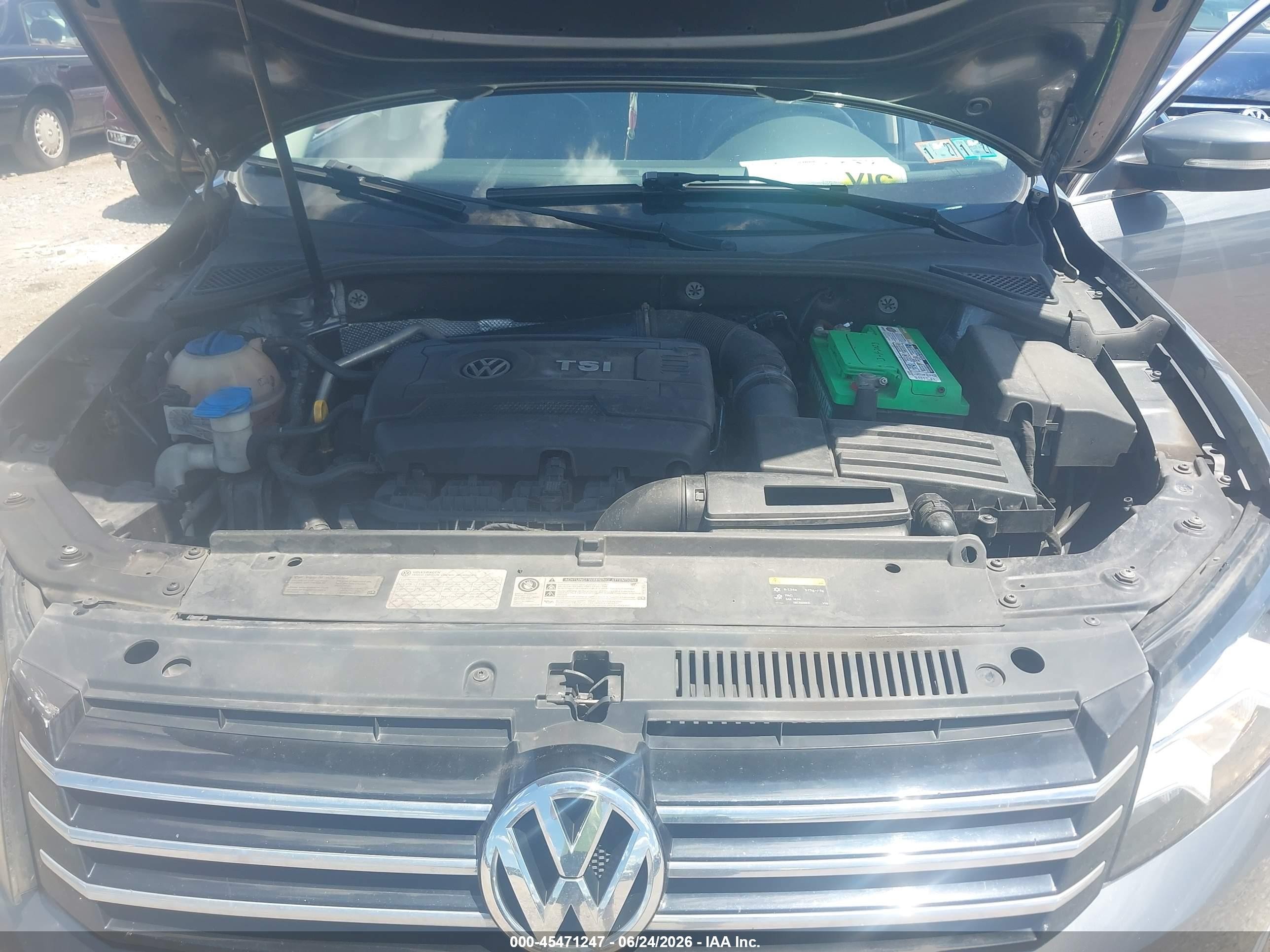 2015 Volkswagen Passat 1.8t Se Silver vin: 1VWBT7A38FC033995