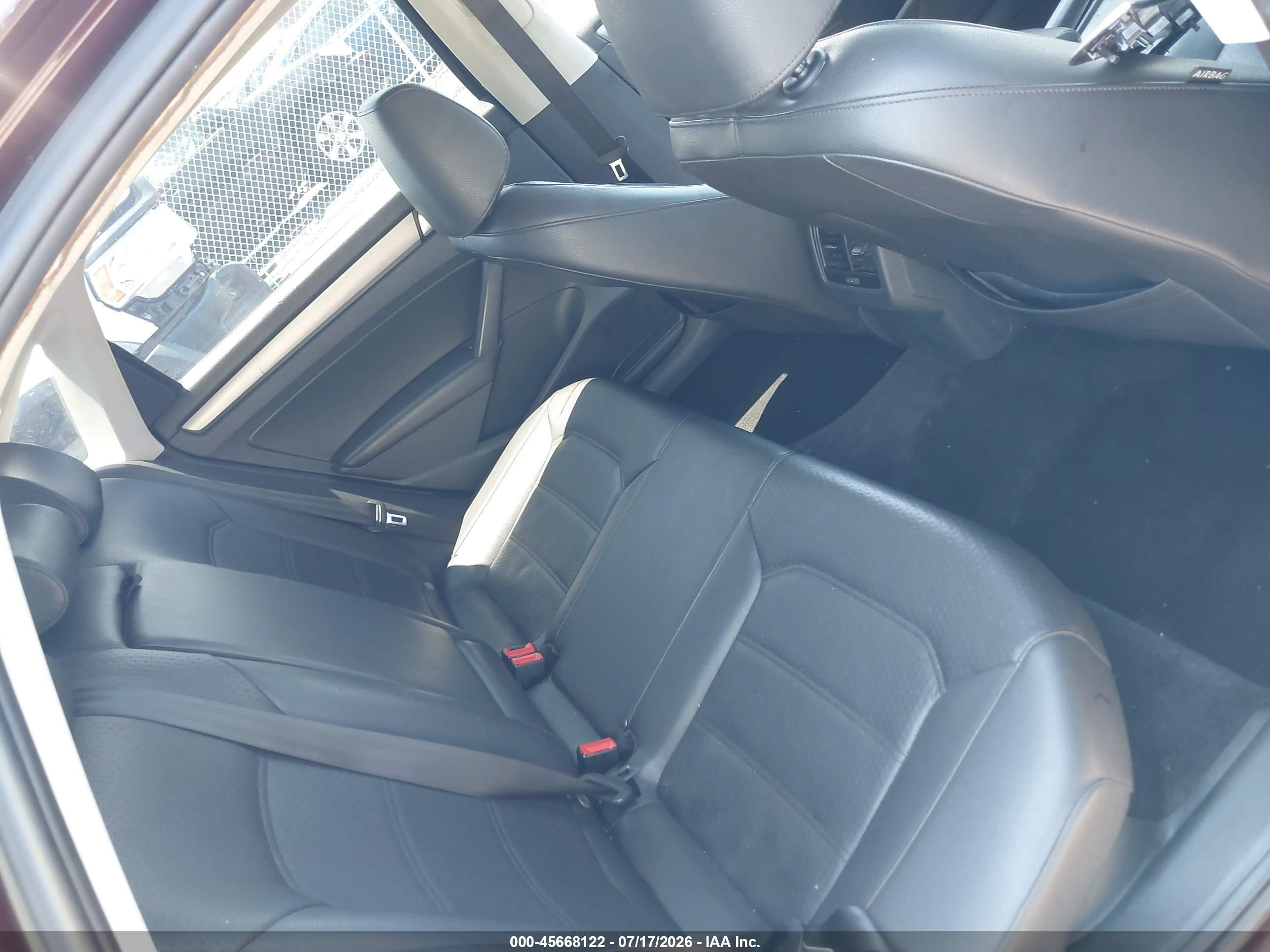 2014 Volkswagen Passat 1.8t Se Purple vin: 1VWBT7A39EC051873