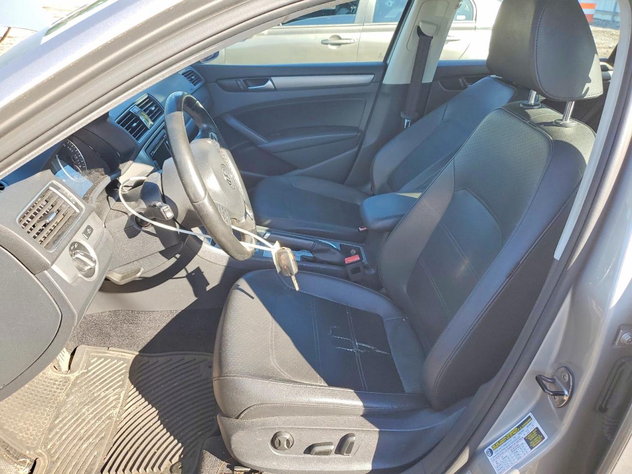 2014 Volkswagen Passat Se Silver vin: 1VWBT7A39EC055051