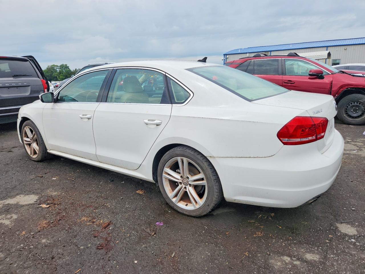 2014 Volkswagen Passat Se White vin: 1VWBT7A39EC087790