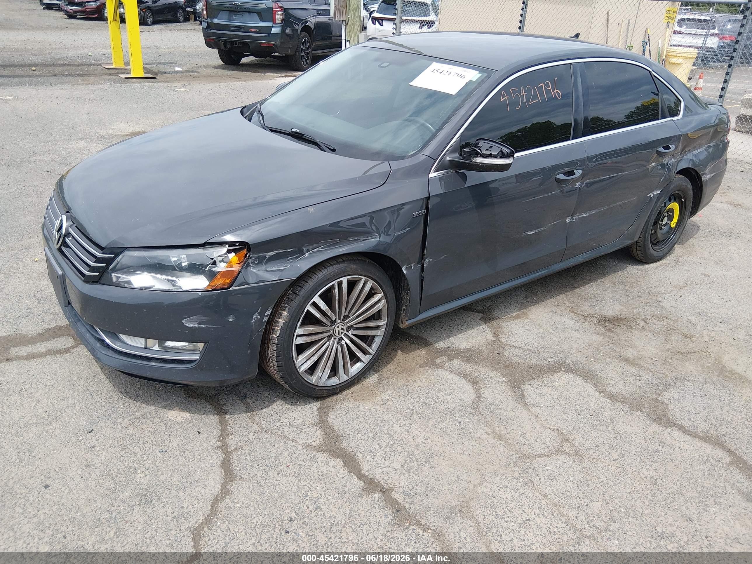 2014 Volkswagen Passat 1.8t Sport Gray vin: 1VWBT7A39EC087935