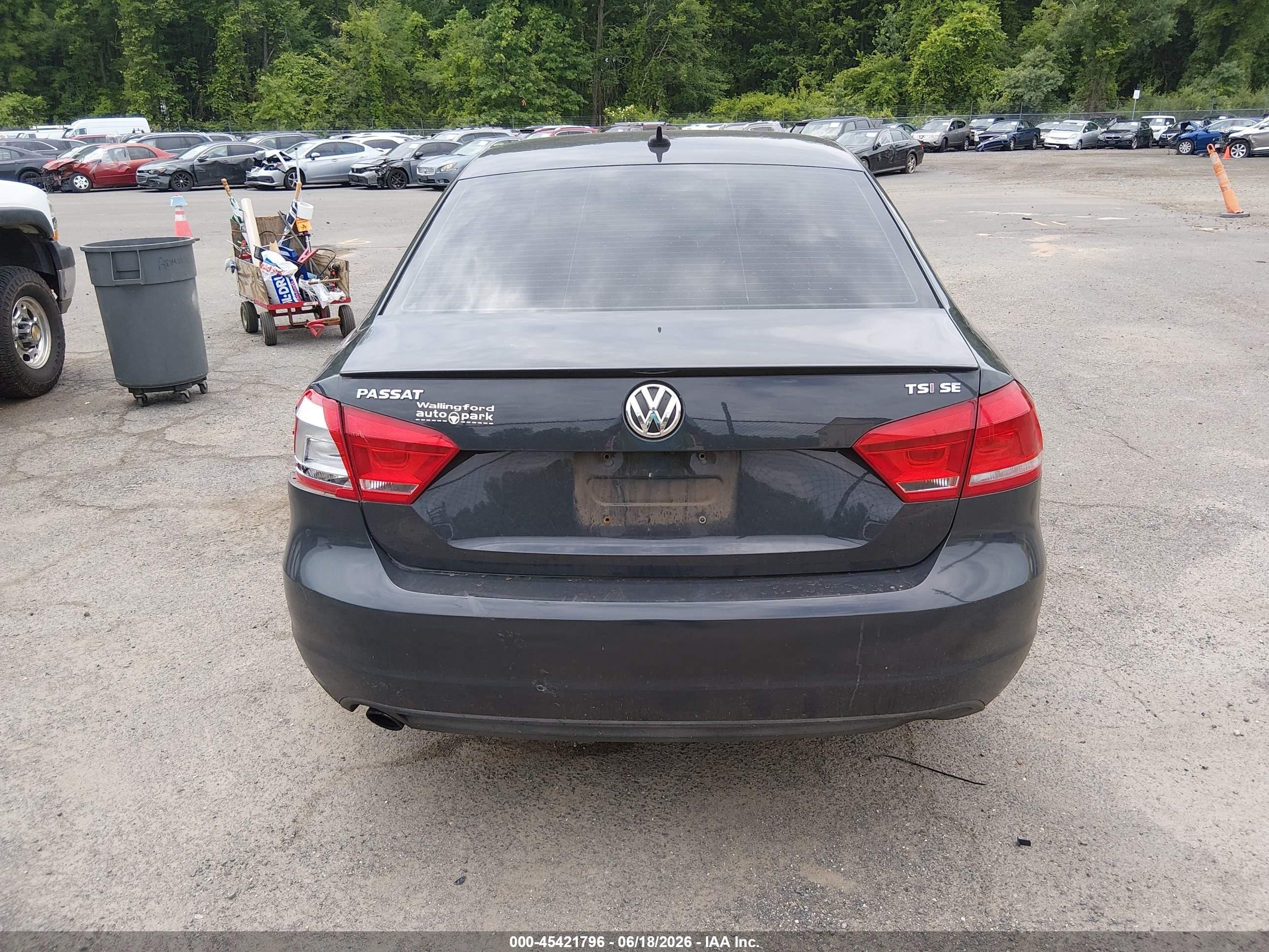 2014 Volkswagen Passat 1.8t Sport Gray vin: 1VWBT7A39EC087935