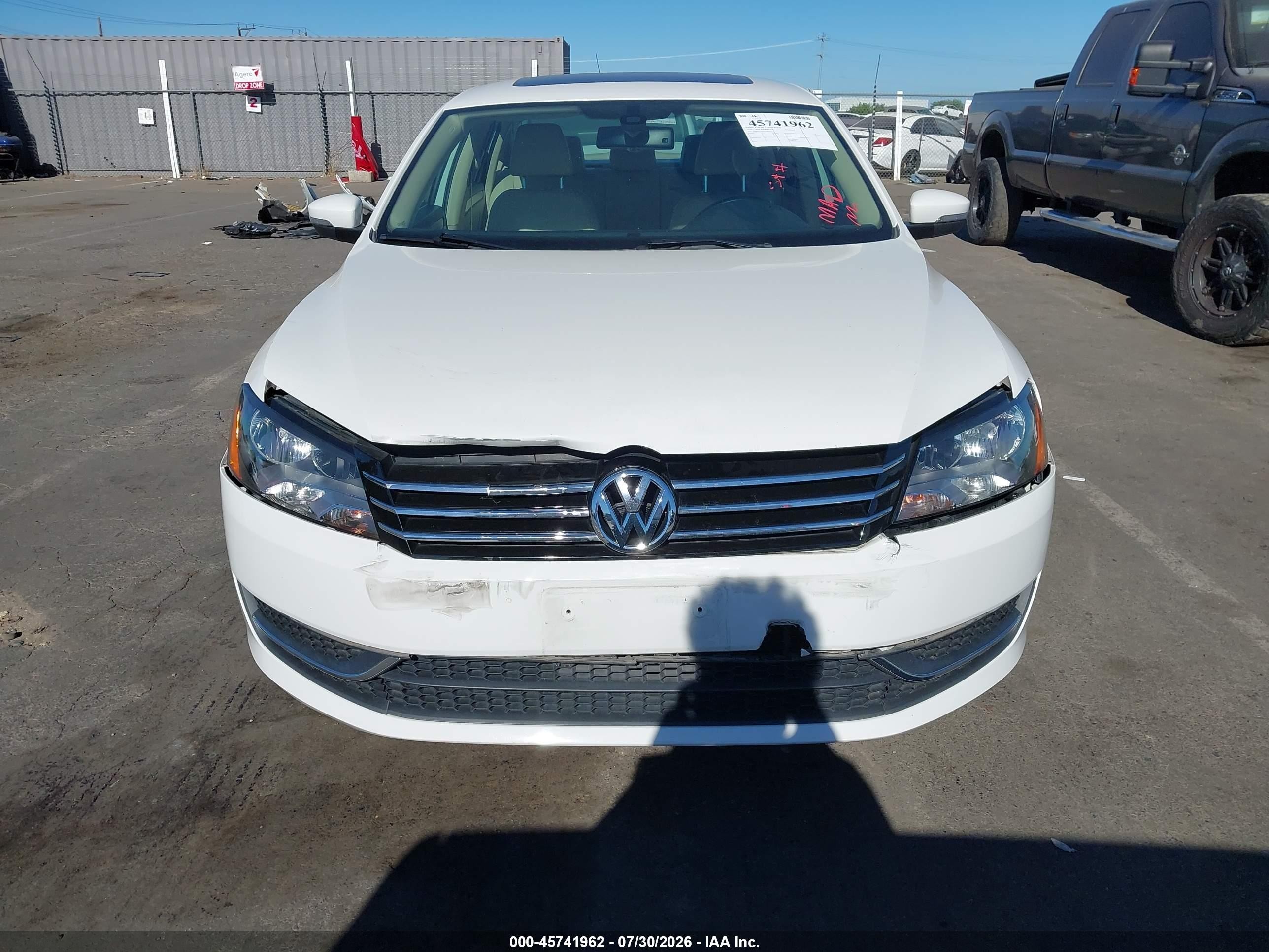 2014 Volkswagen Passat 1.8t Se White vin: 1VWBT7A39EC089734