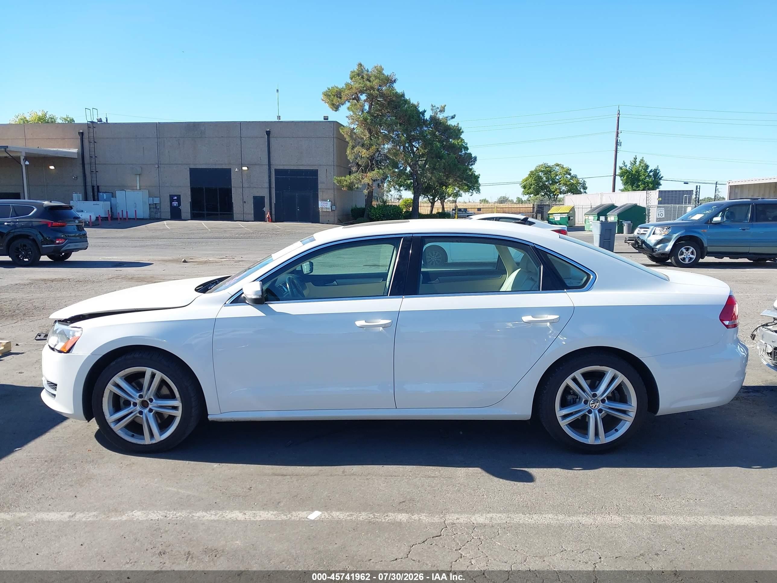 2014 Volkswagen Passat 1.8t Se White vin: 1VWBT7A39EC089734